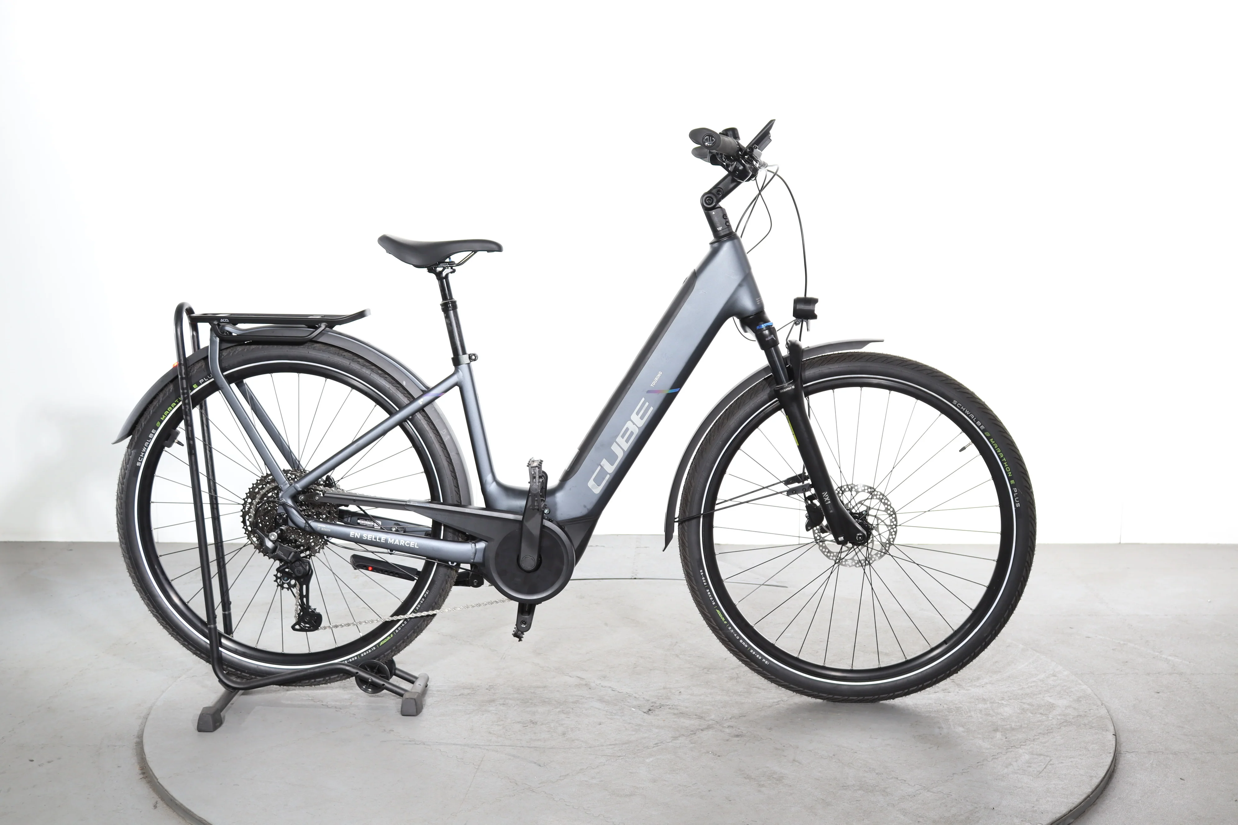 Cube Touring Hybrid Pro 625