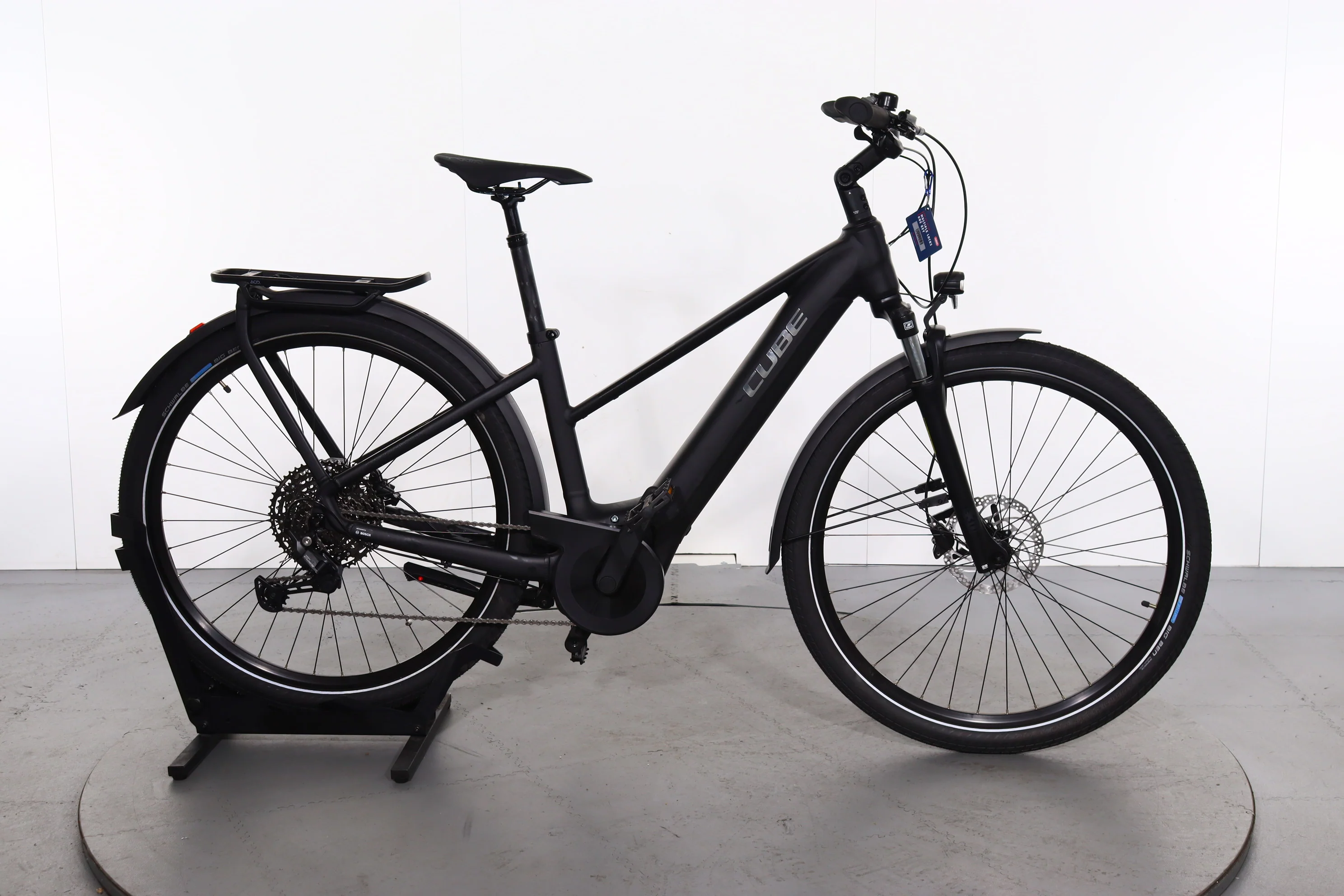 Cube Touring Hybrid Pro