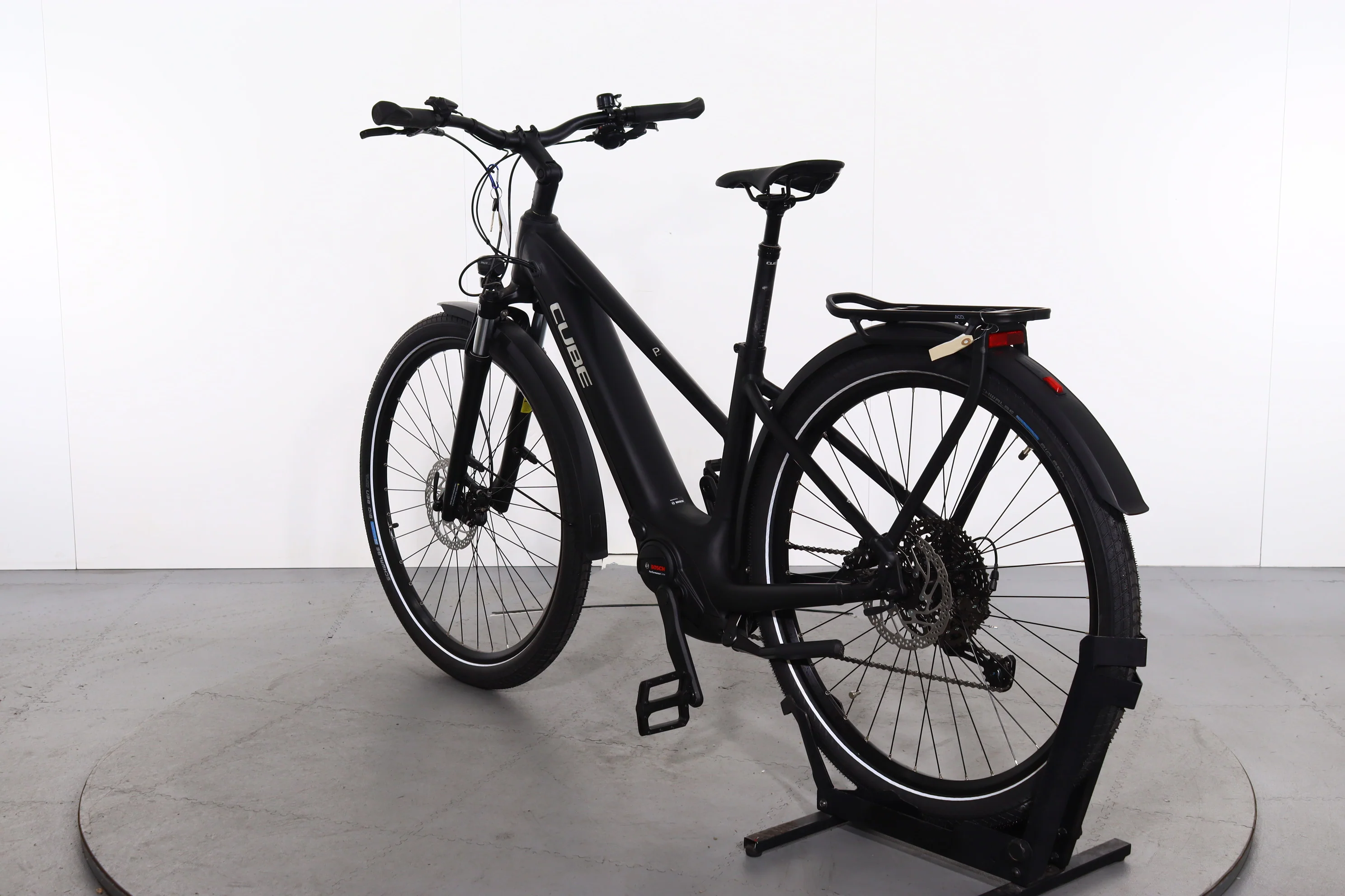 Cube Touring Hybrid Pro - Image 5