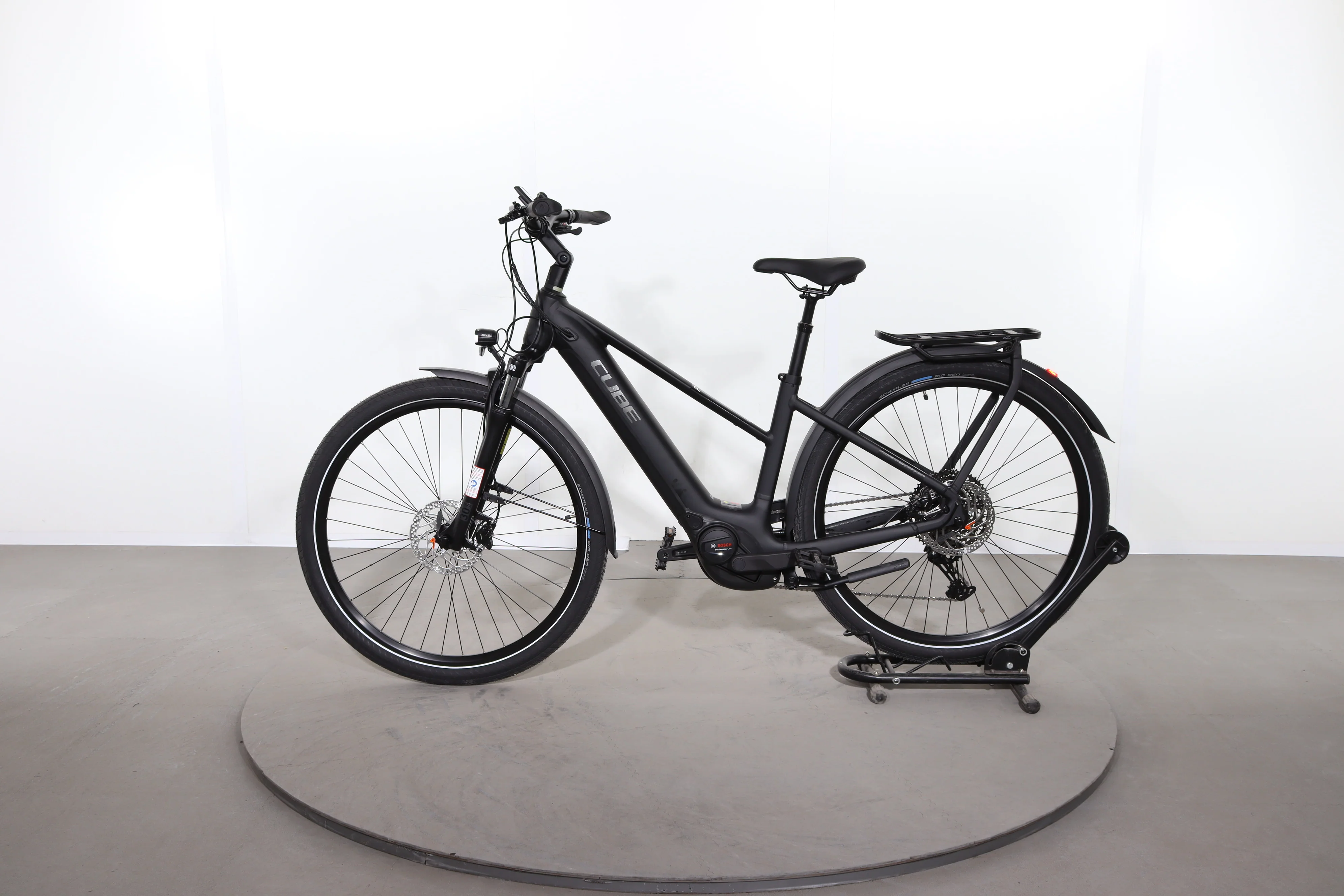 Cube Touring Hybrid Pro - Image 4