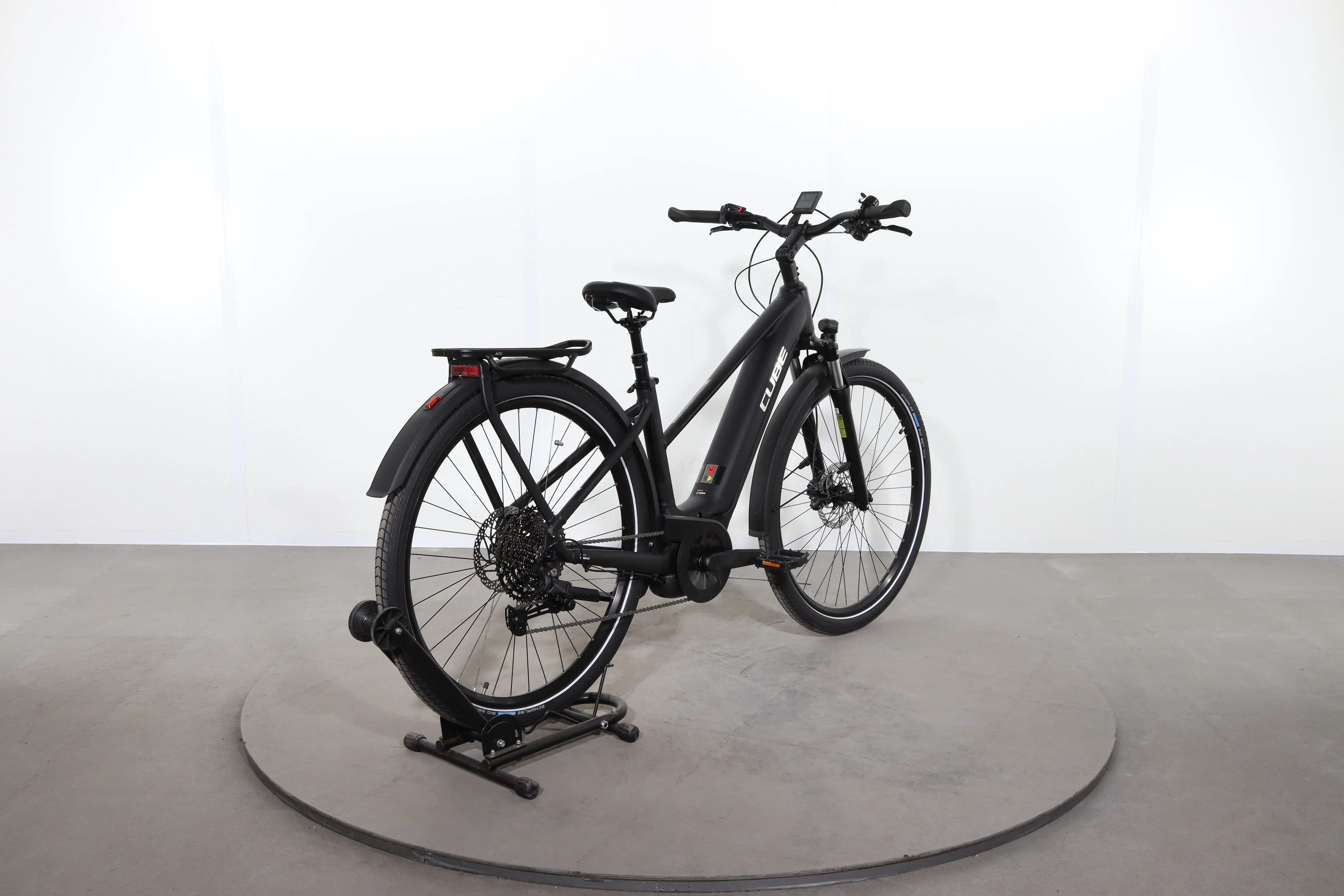 Cube Touring Hybrid Pro - Image 6