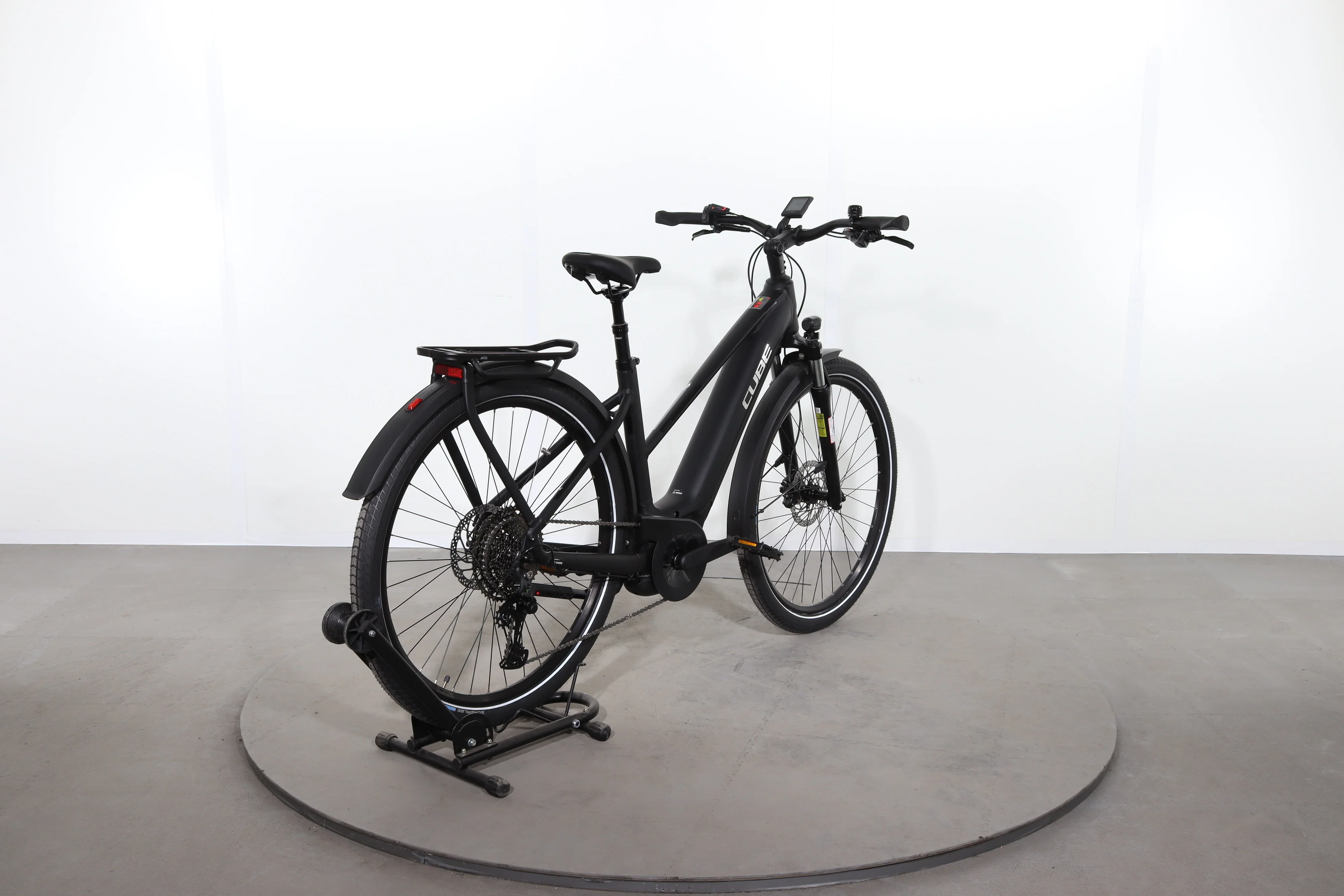 Cube Touring Hybrid Pro - Image 6
