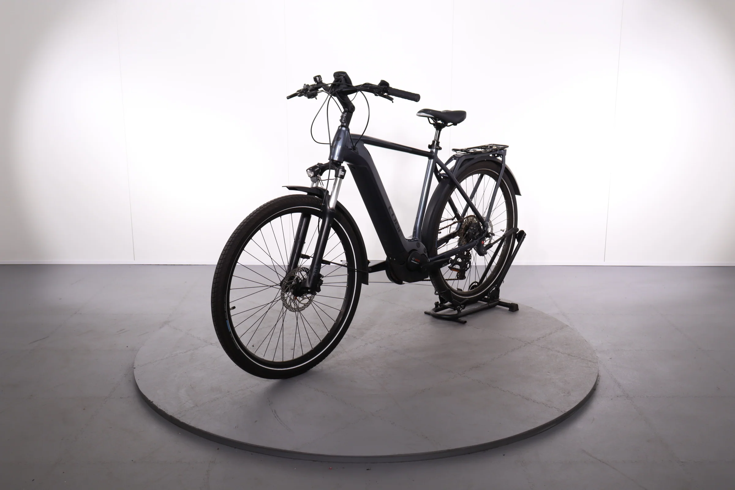 Cube Touring Hybrid Pro - Image 3