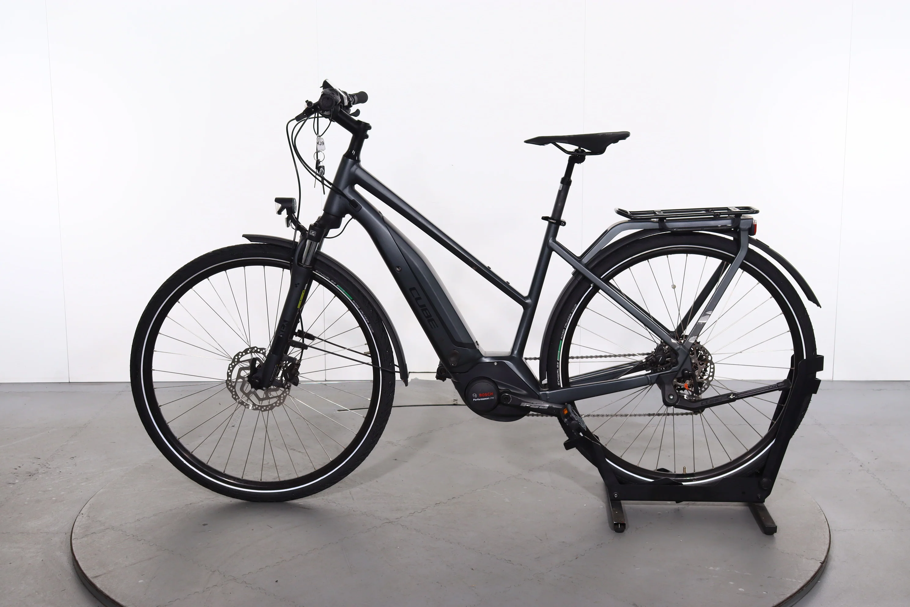 Cube Touring Hybrid Pro - Image 5