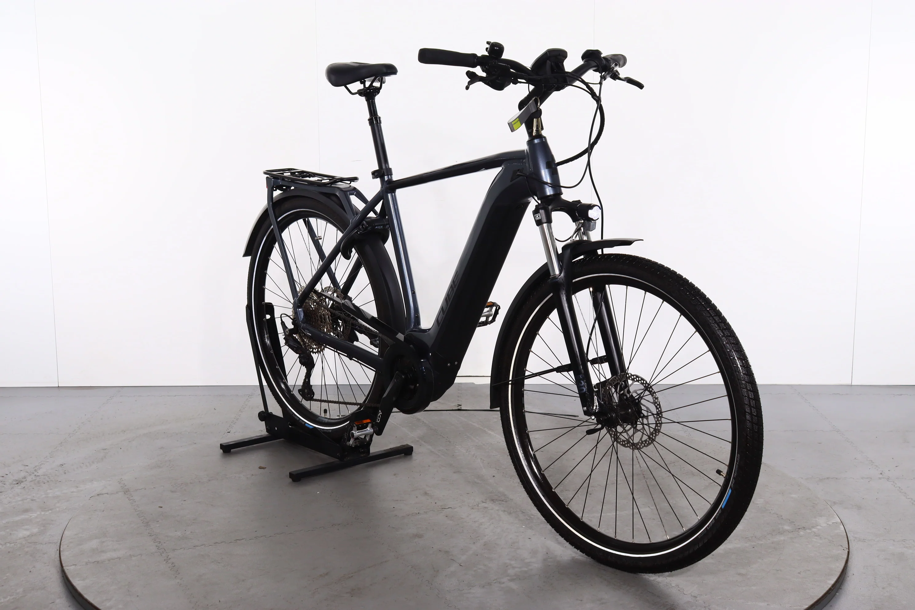 Cube Touring Hybrid Pro - Image 3
