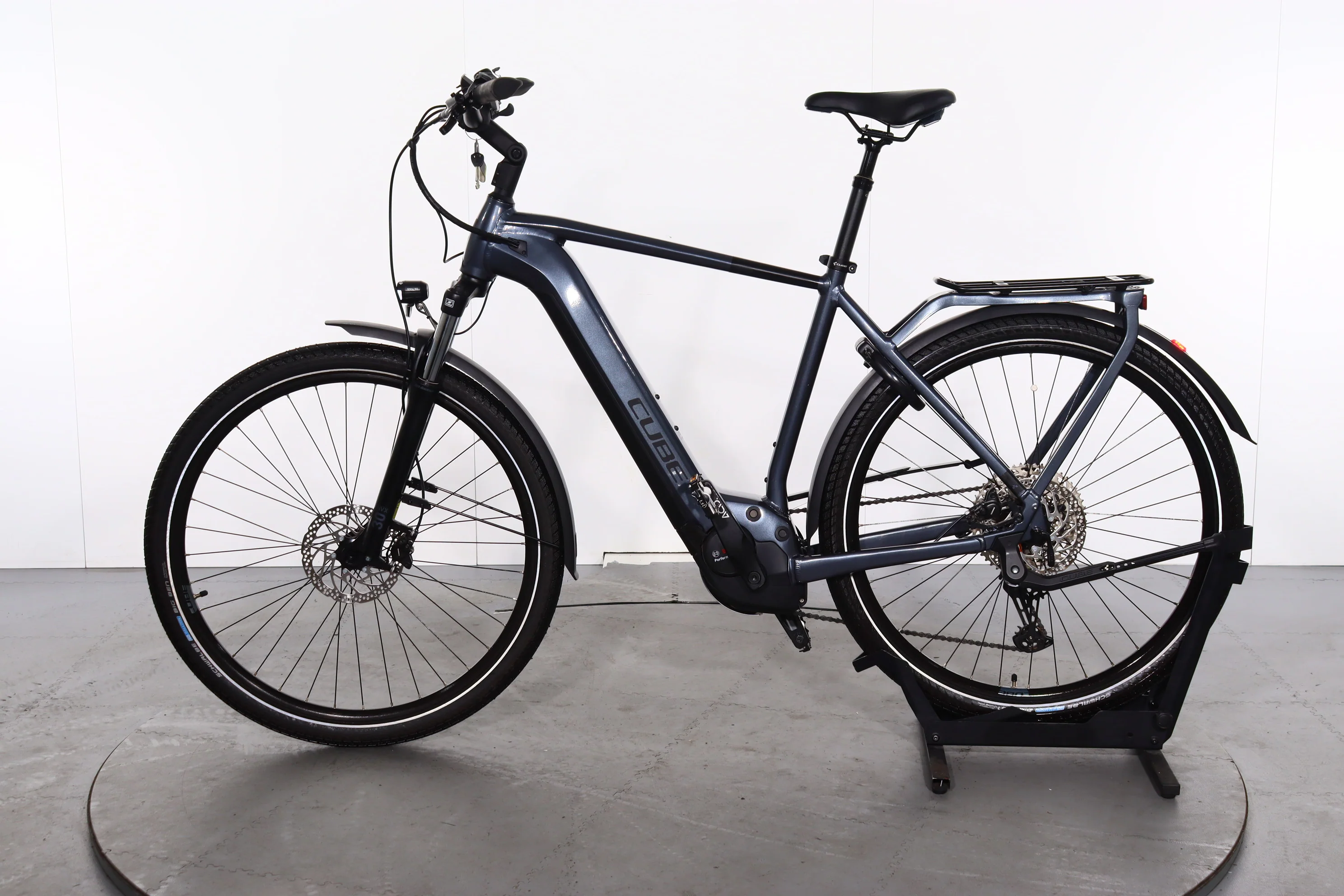 Cube Touring Hybrid Pro - Image 5