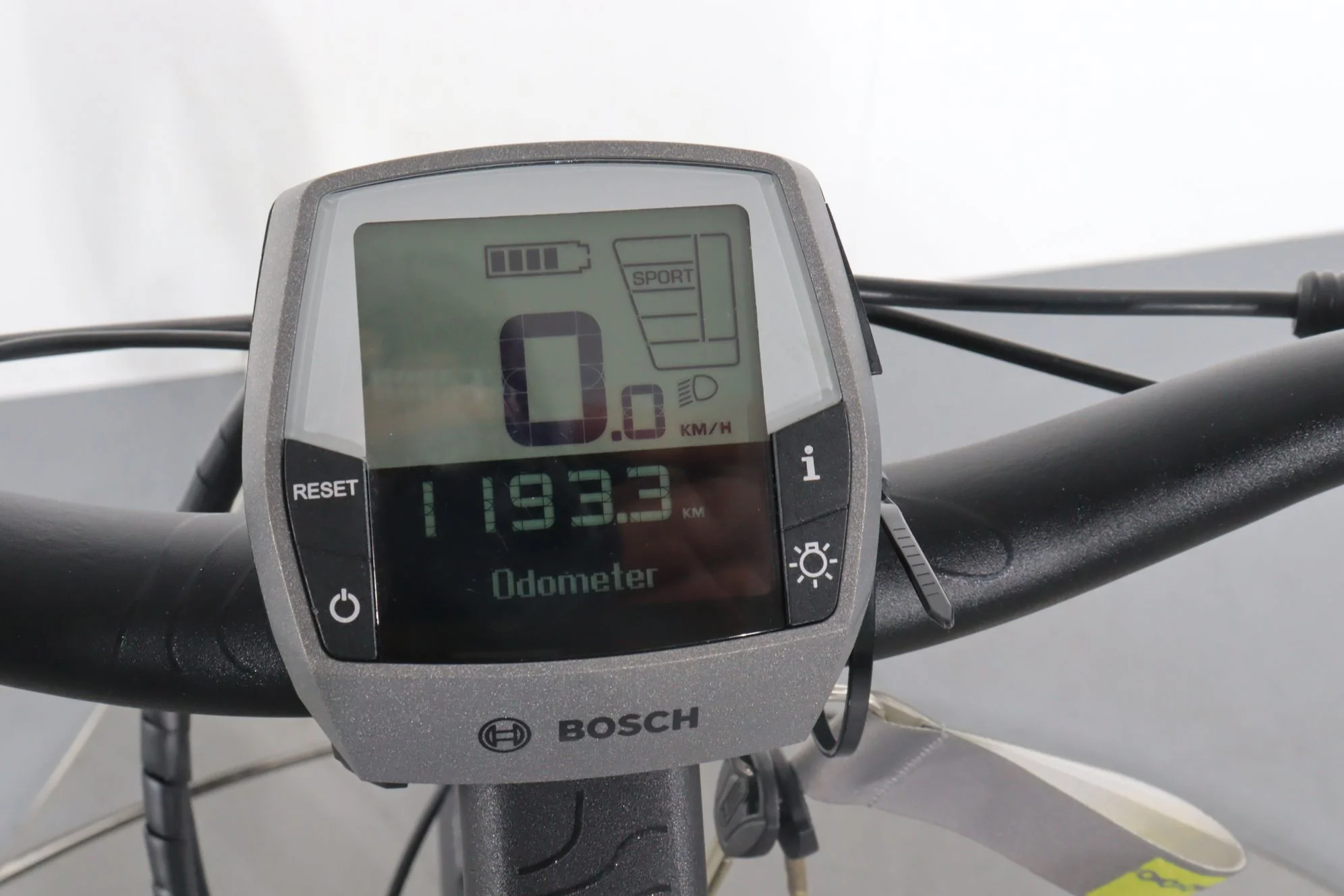 Cube Touring Hybrid Pro - Image 8