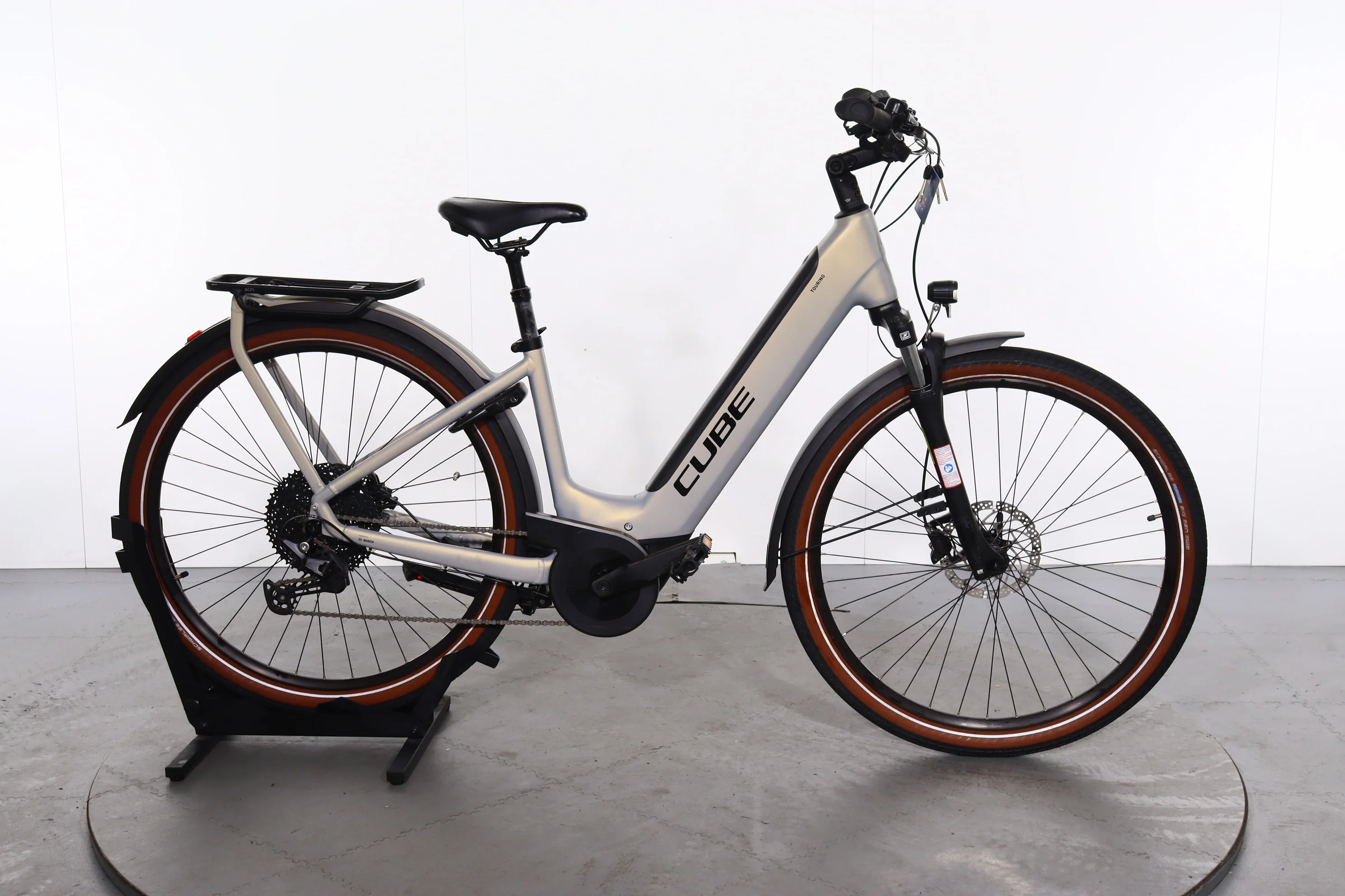 Cube Touring Hybrid Pro