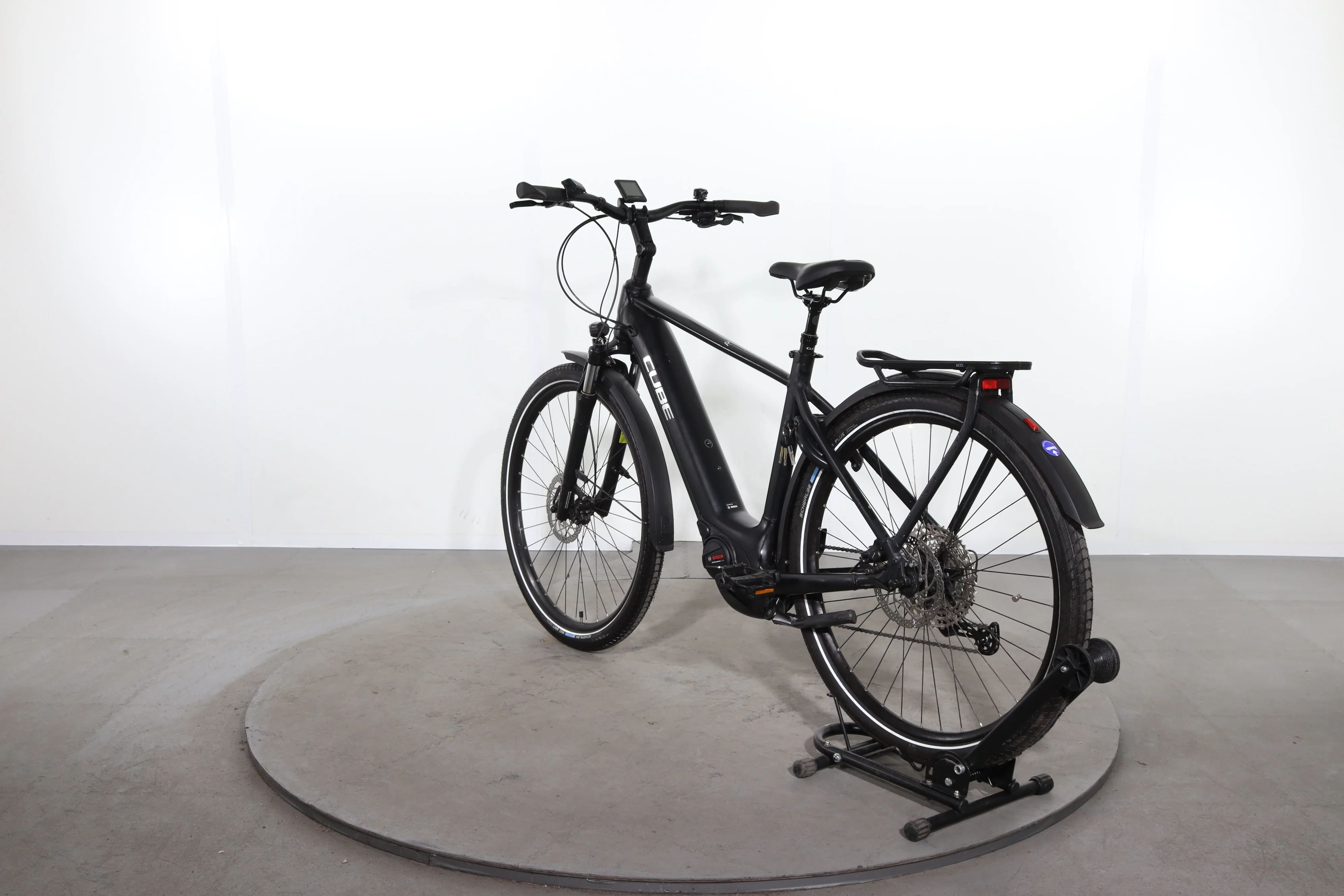 Cube Touring Hybrid Pro - Image 5