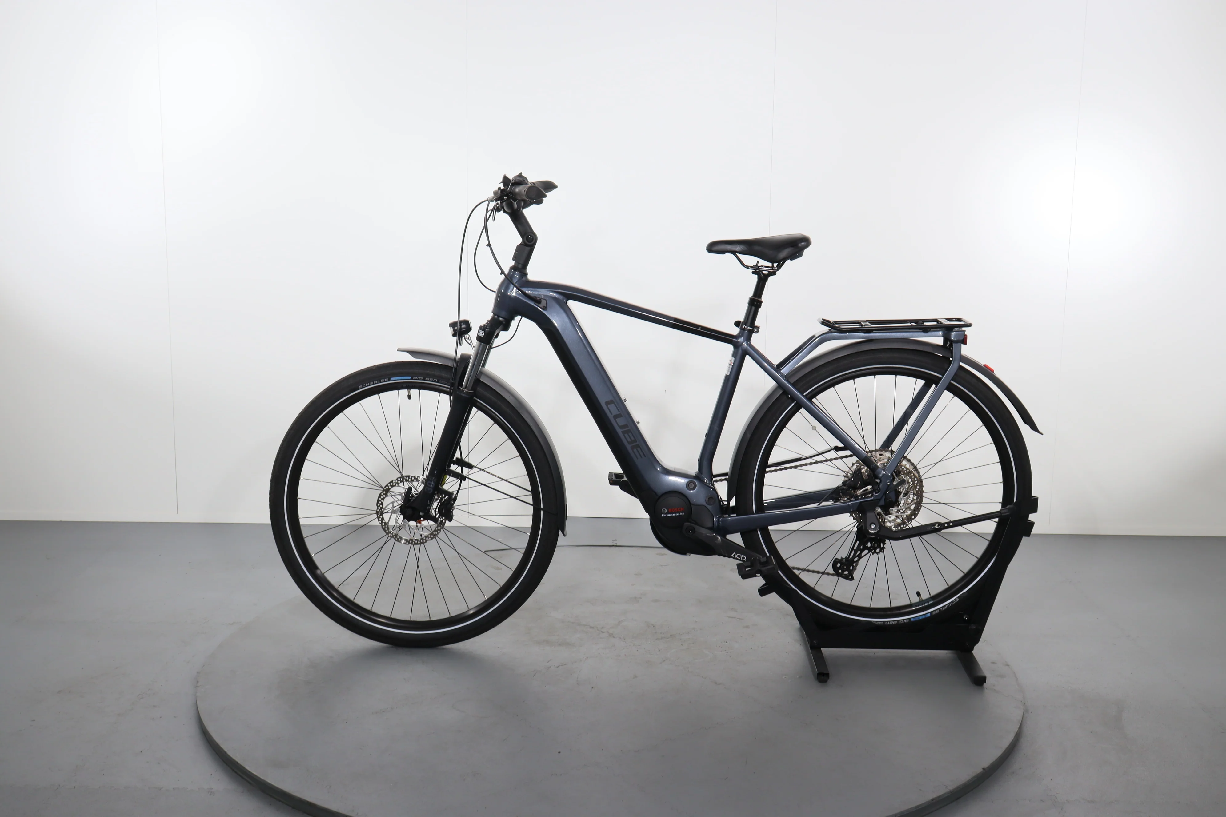 Cube Touring Hybrid Pro - Image 4