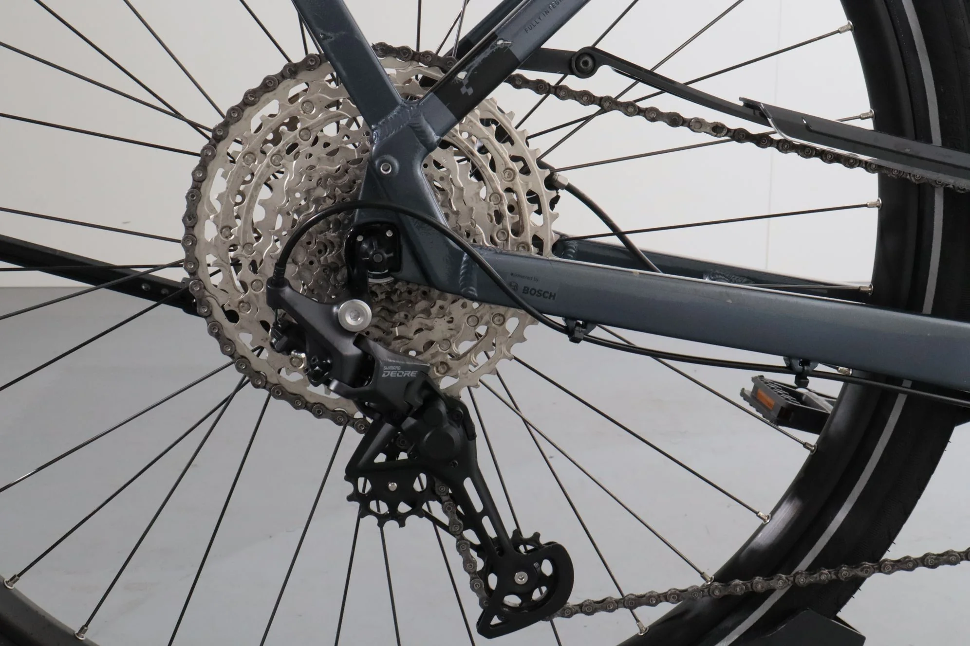Cube Touring Hybrid Pro - Image 8