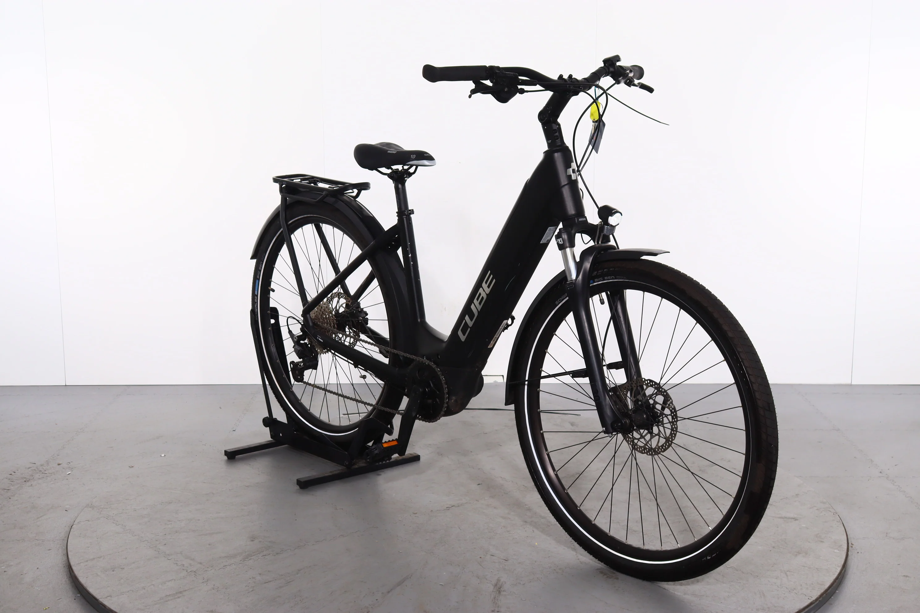 Cube Touring Hybrid Pro - Image 3