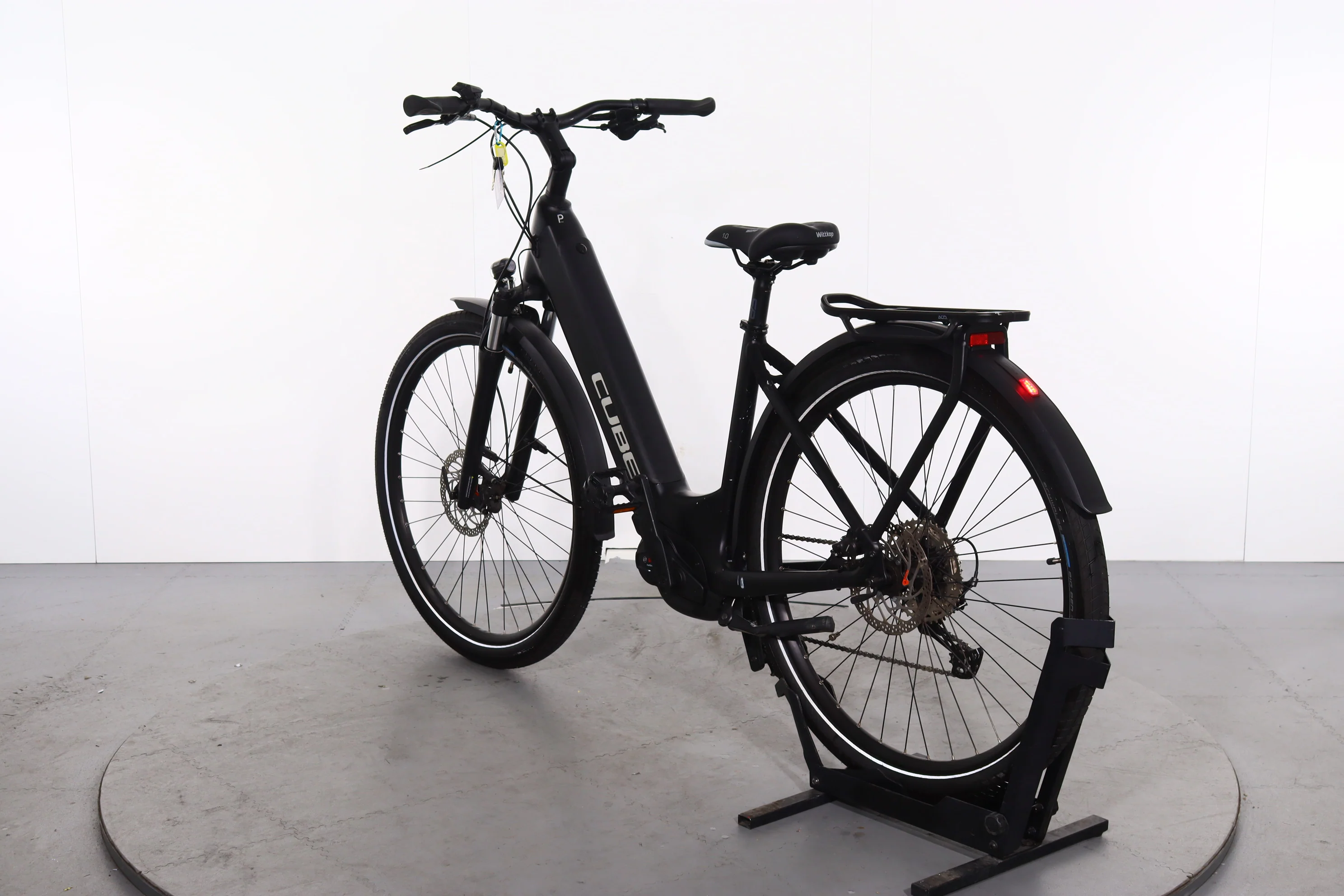 Cube Touring Hybrid Pro - Image 5