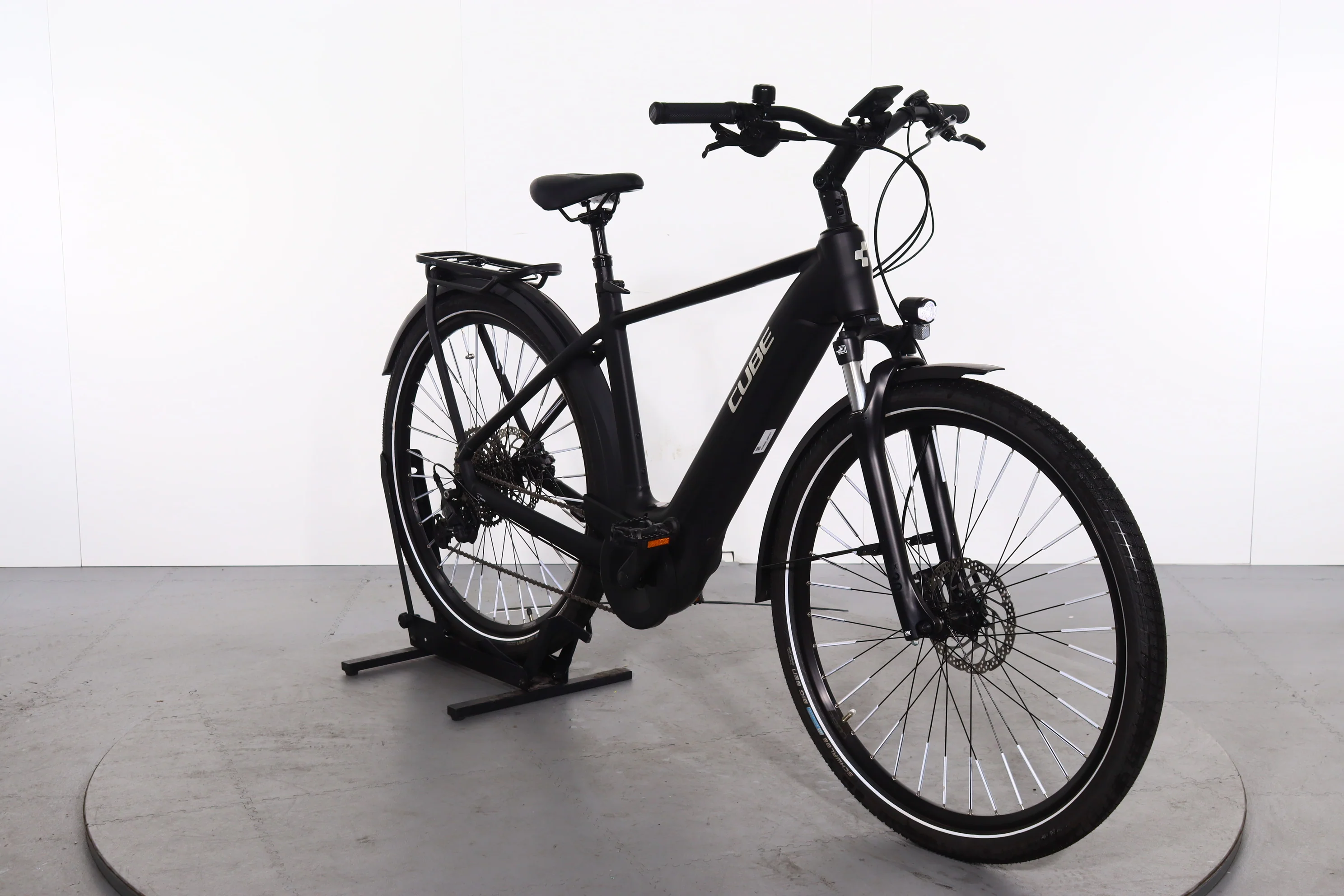Cube Touring Hybrid Pro - Image 3