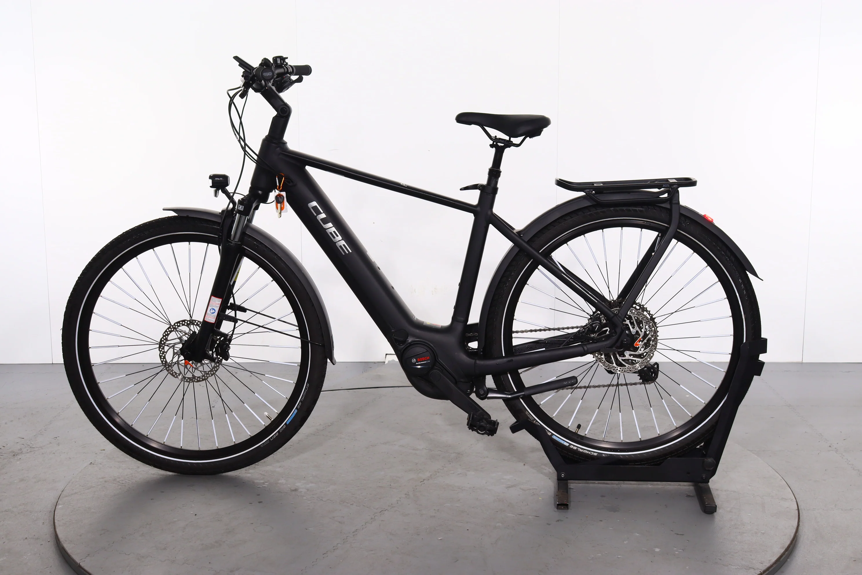 Cube Touring Hybrid Pro - Image 5