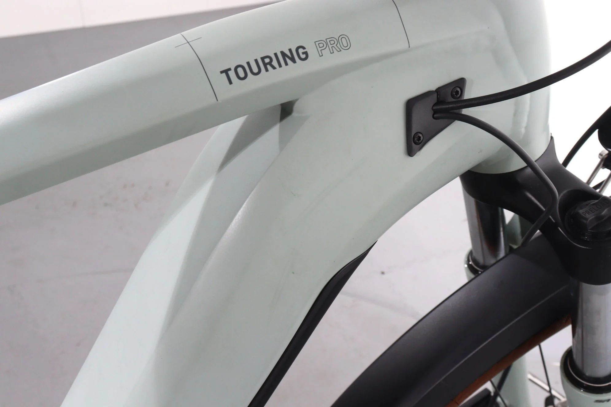 Cube Touring Hybrid Pro - Image 8