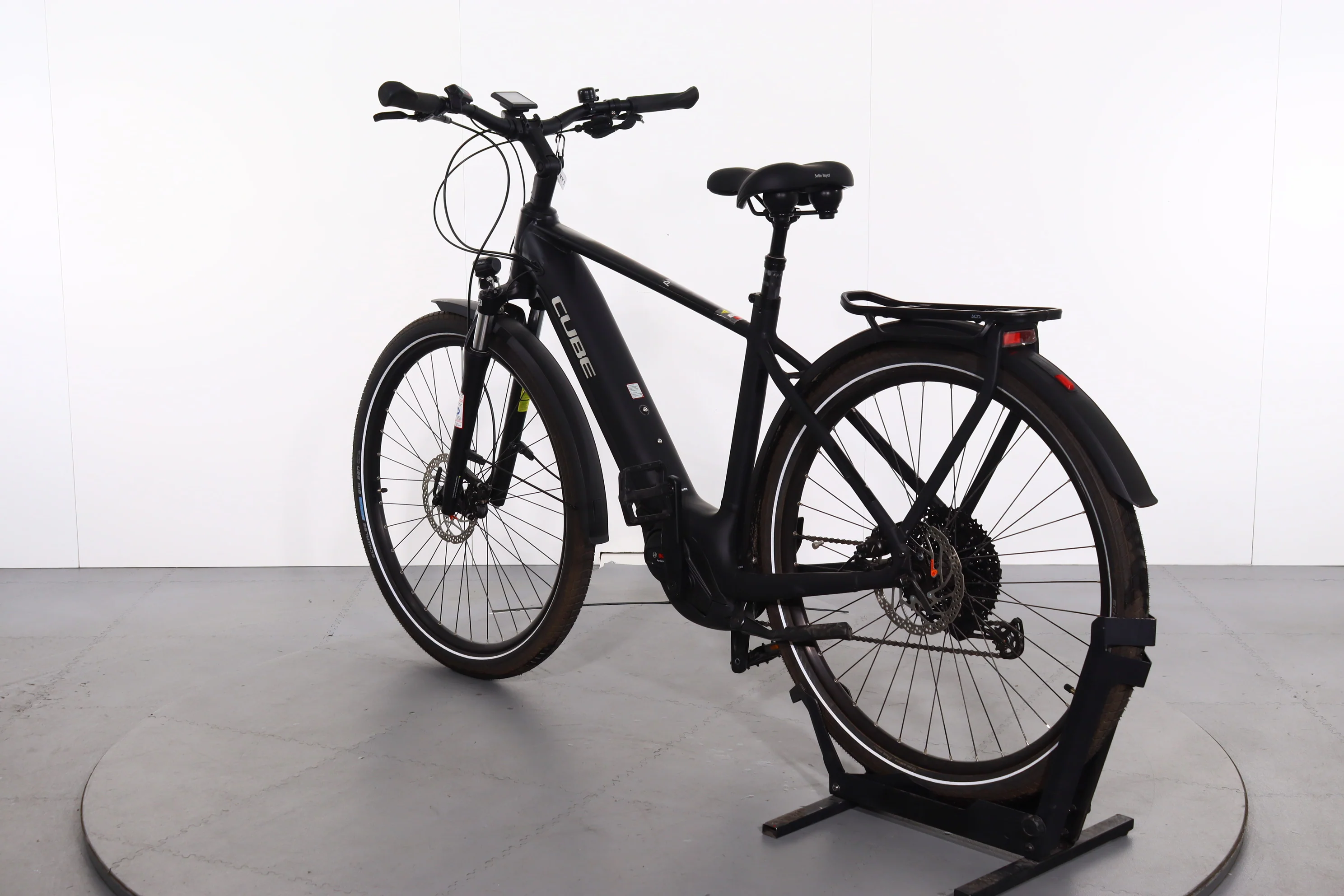Cube Touring Hybrid Pro - Image 3