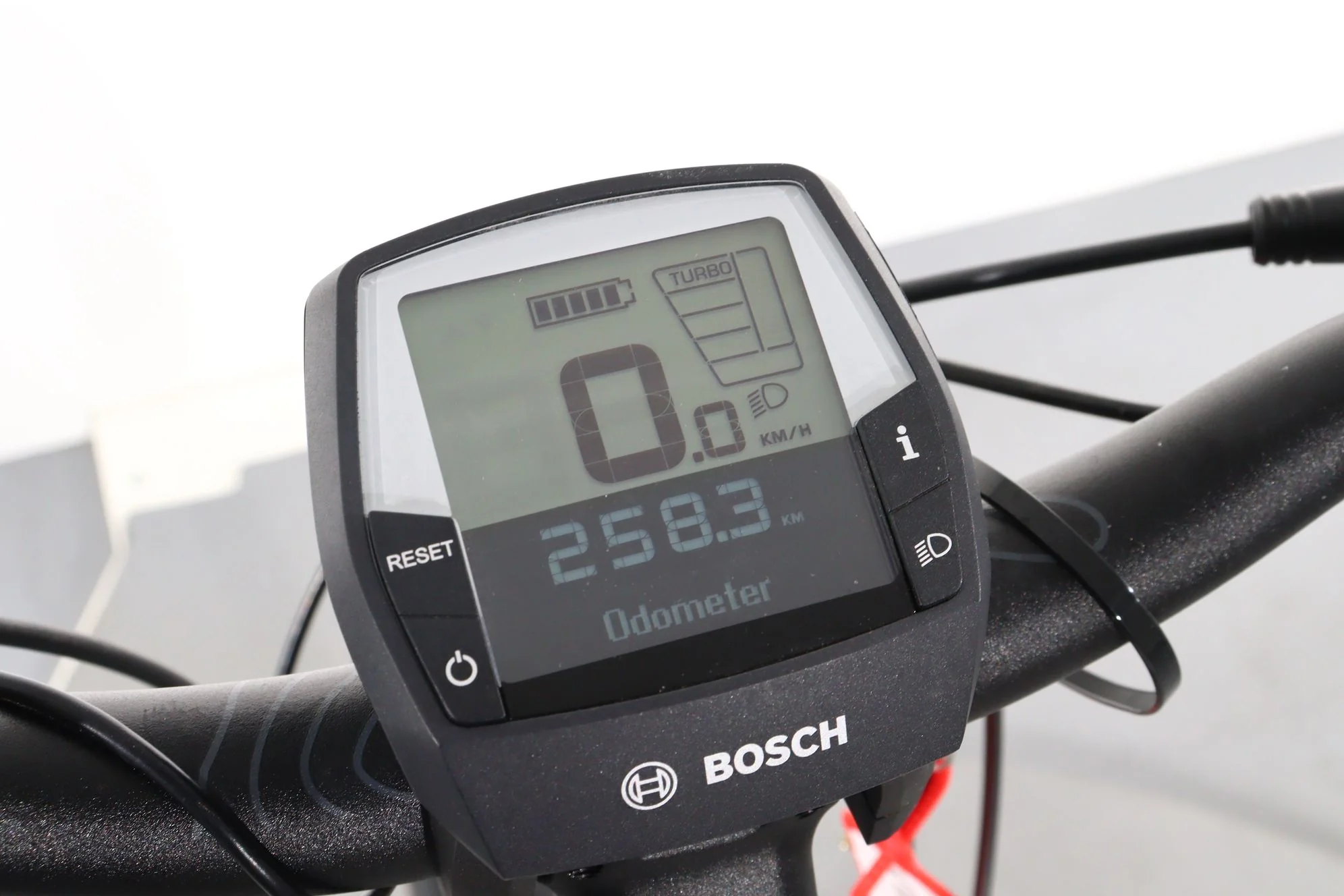 Cube Touring Hybrid Pro - Image 9
