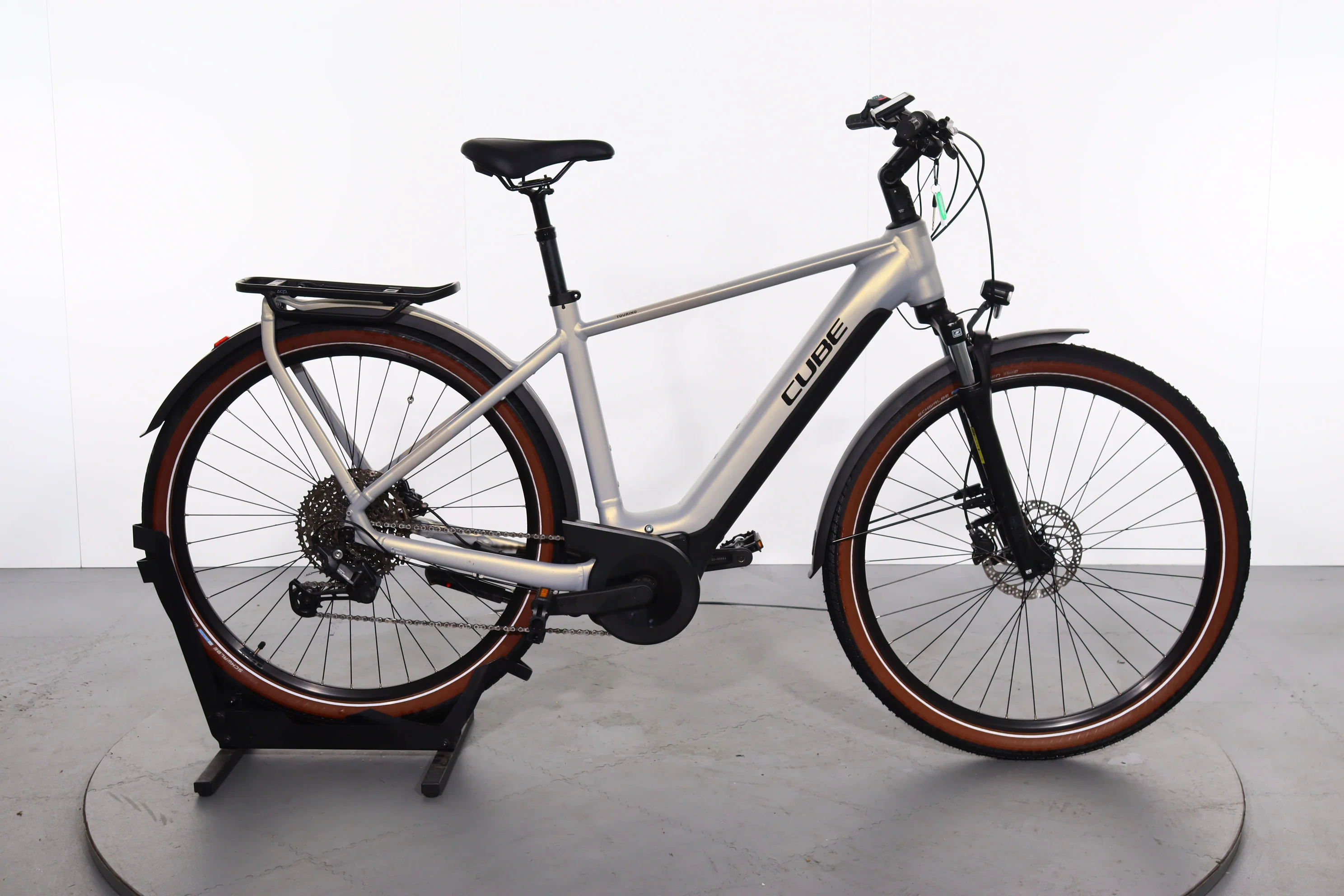 Cube Touring Hybrid Pro