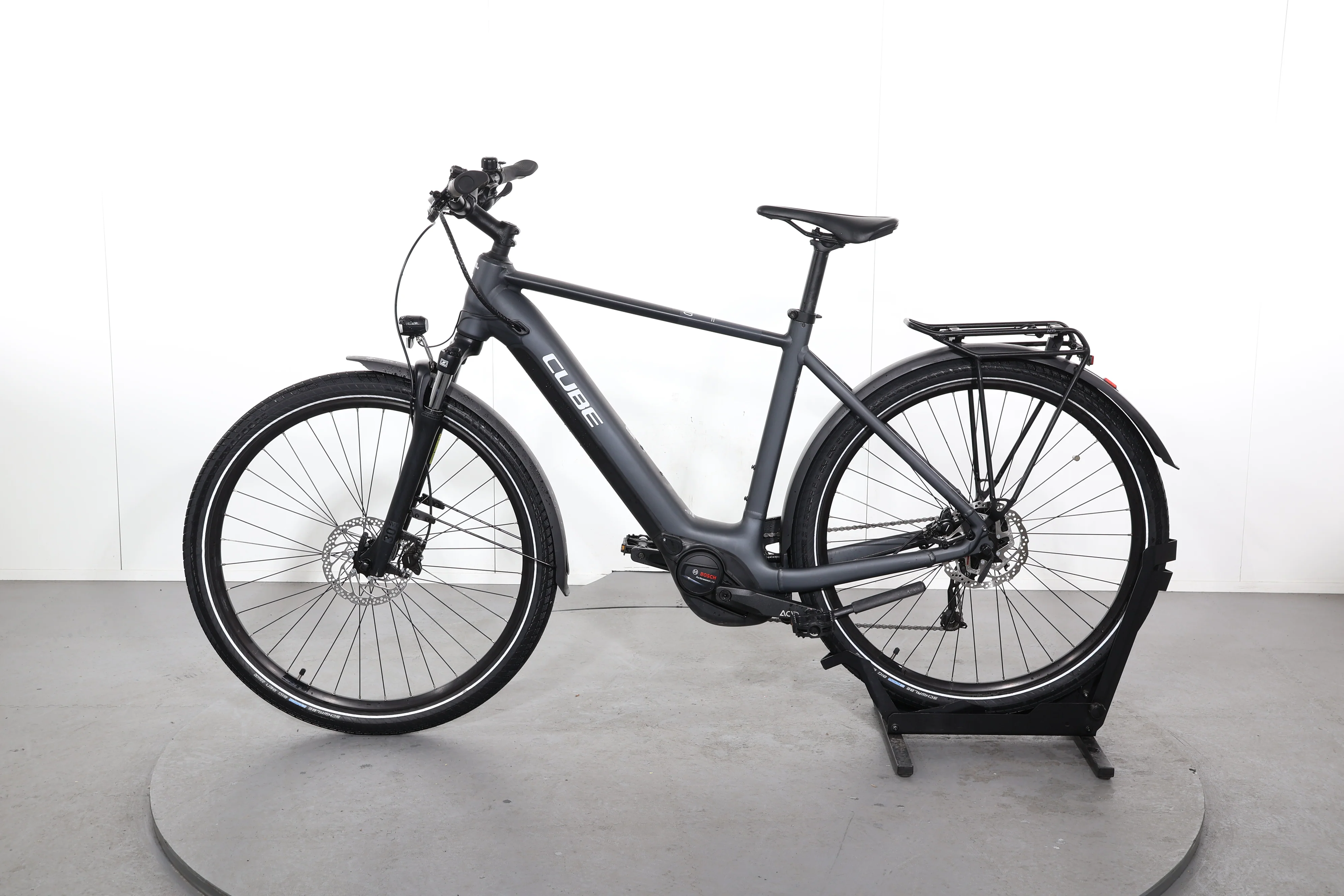 Cube Touring Hybrid Pro - Image 4