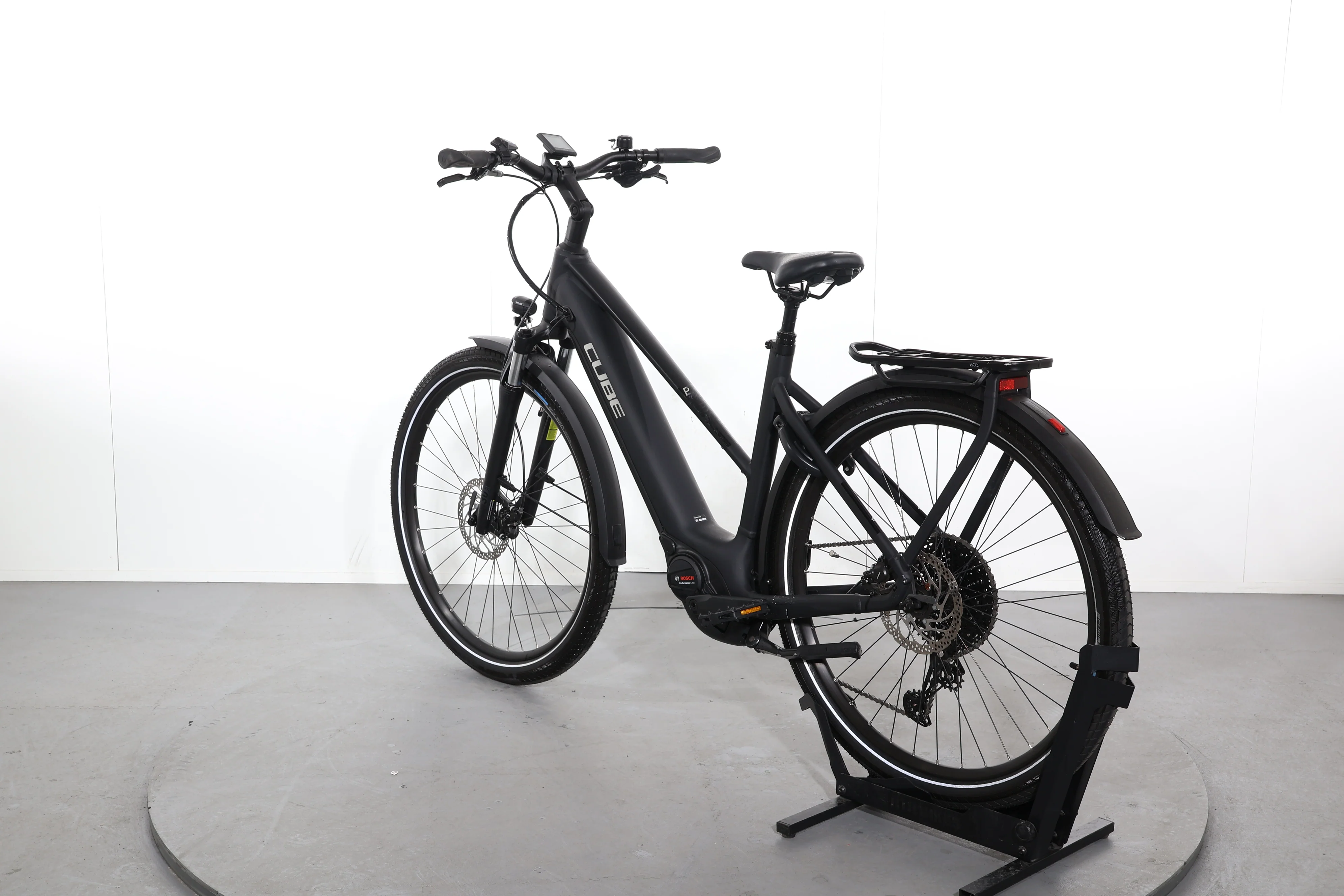 Cube Touring Hybrid Pro - Image 5