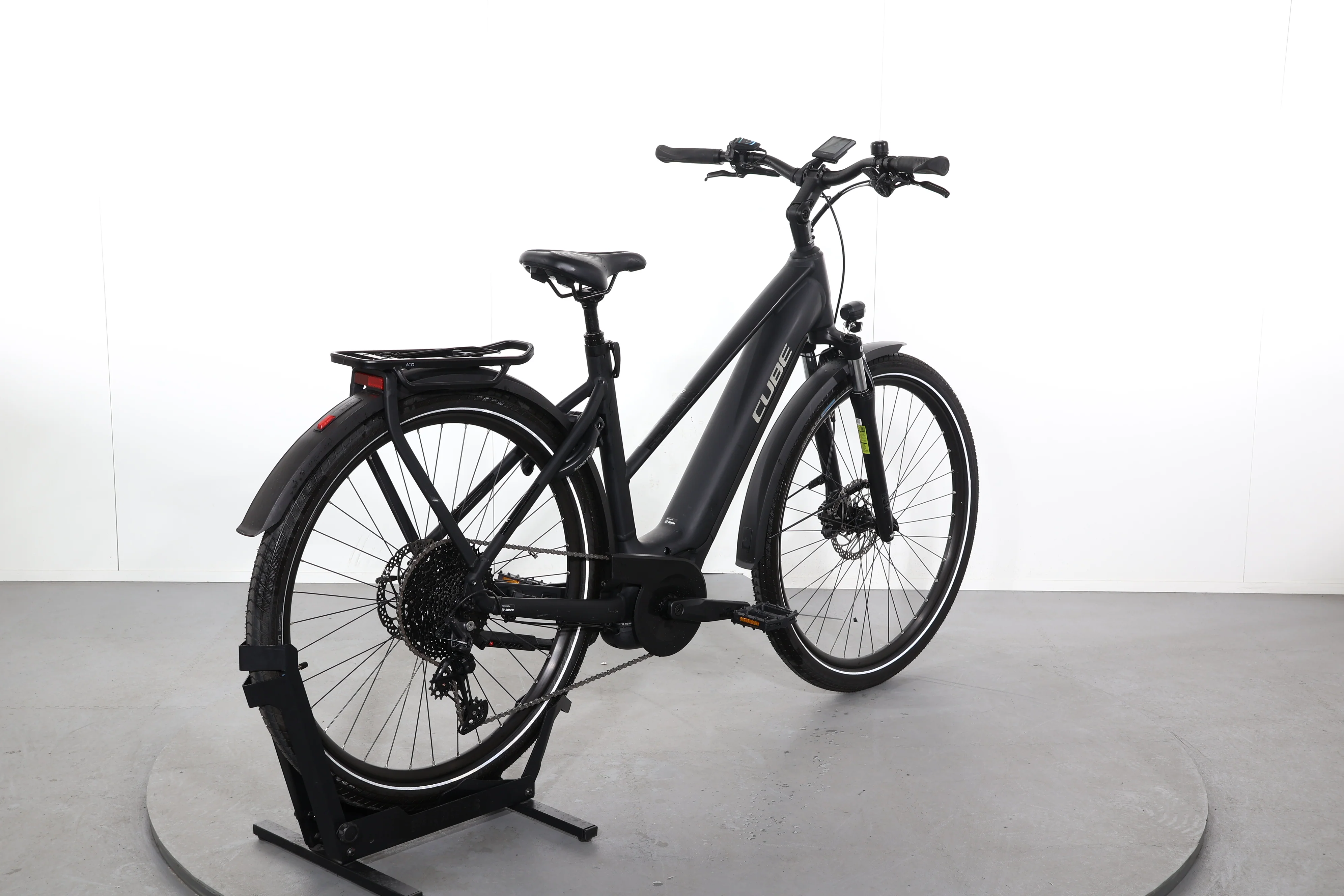 Cube Touring Hybrid Pro - Image 6