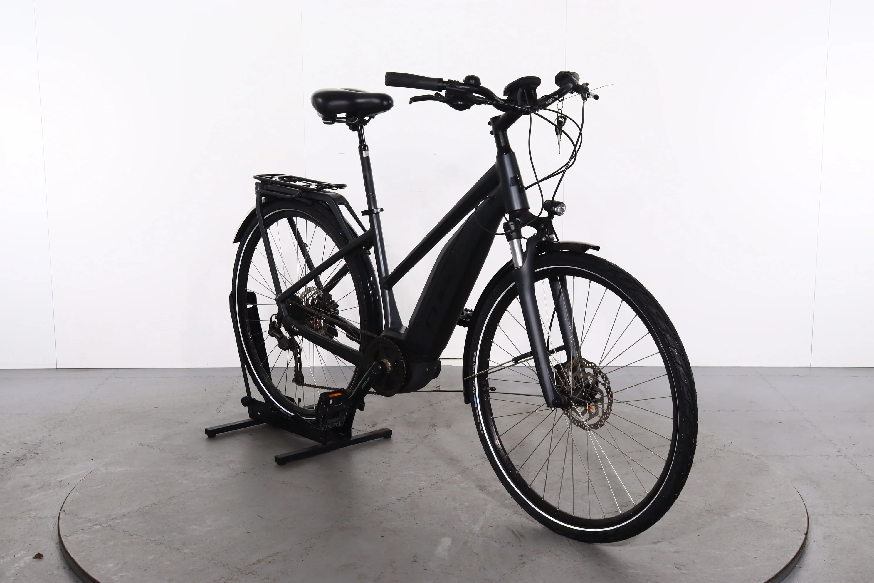 Cube Touring Hybrid - Image 2