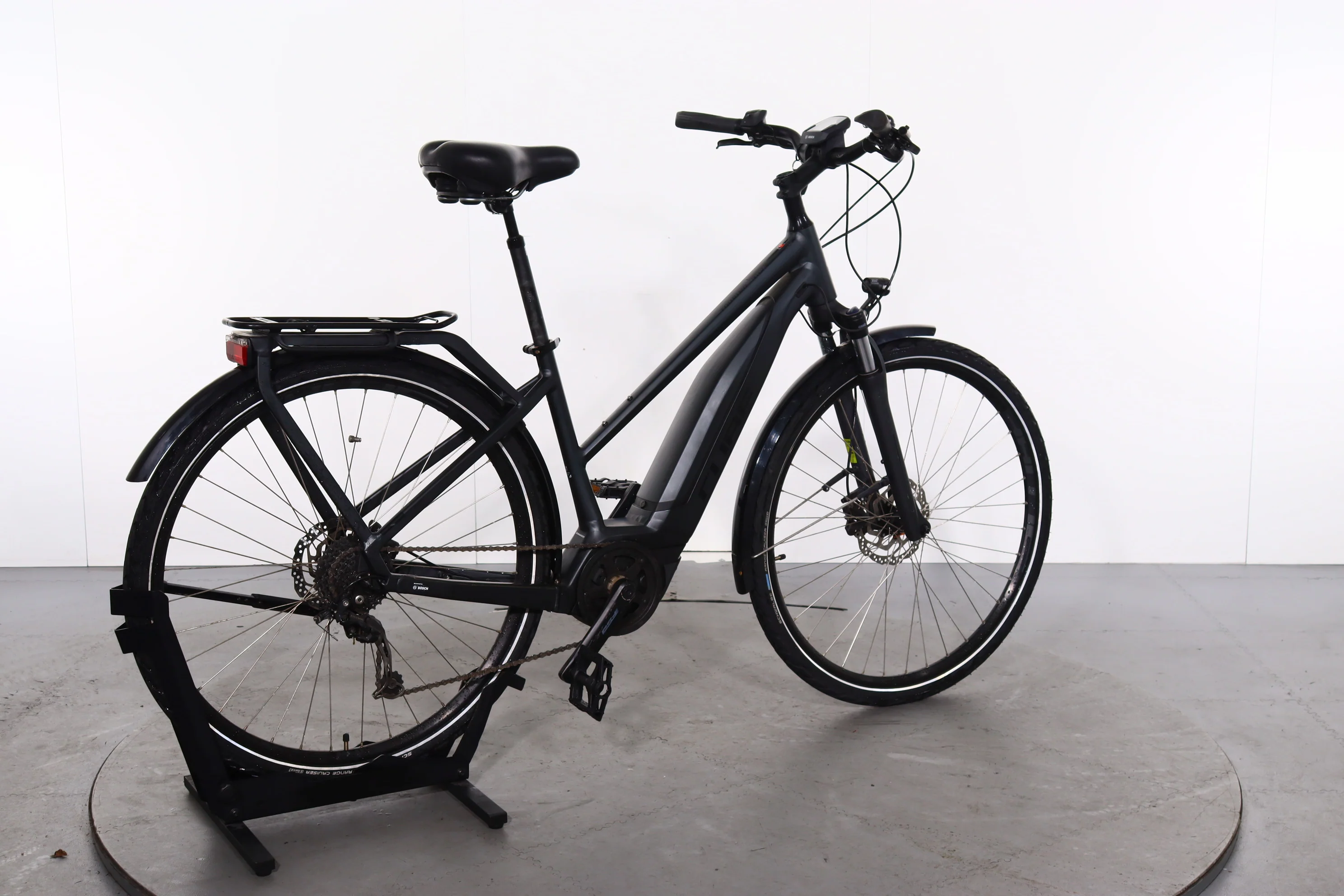 Cube Touring Hybrid - Image 5