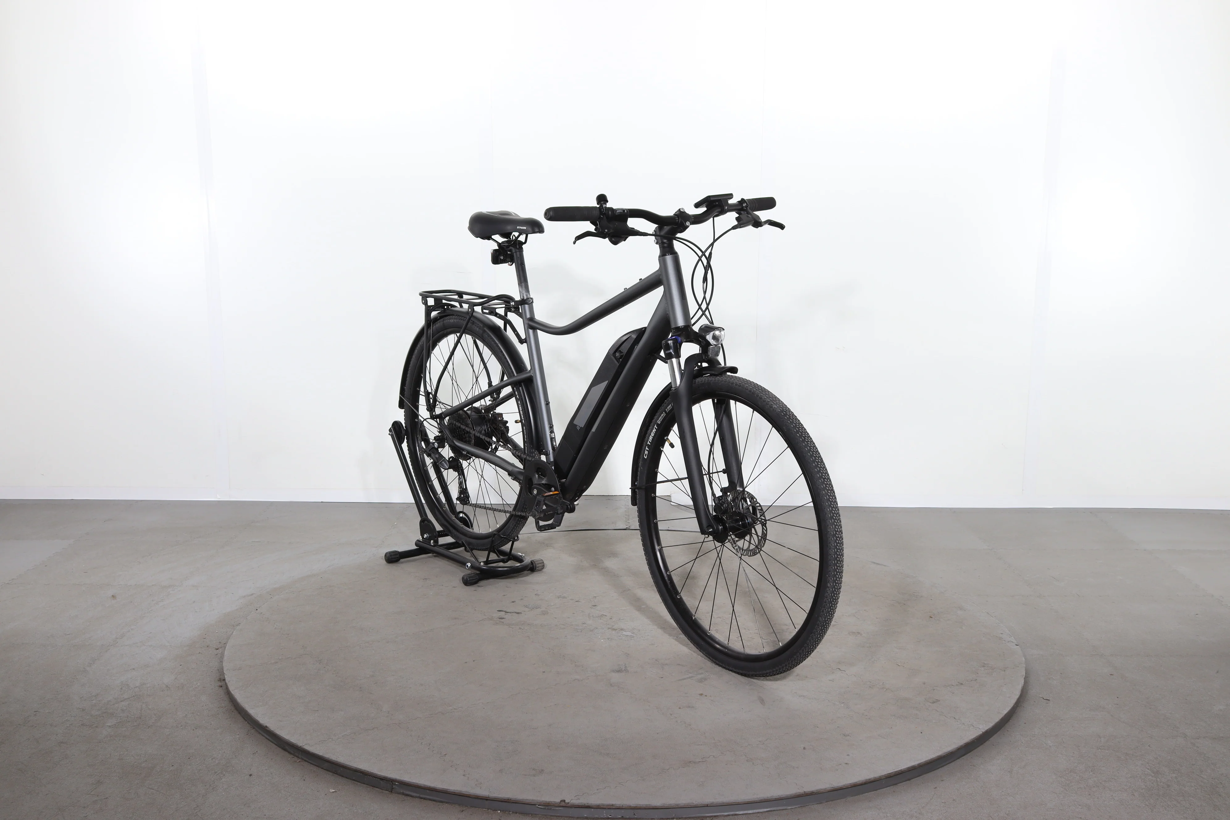 Decathlon Riverside 520e - Image 2