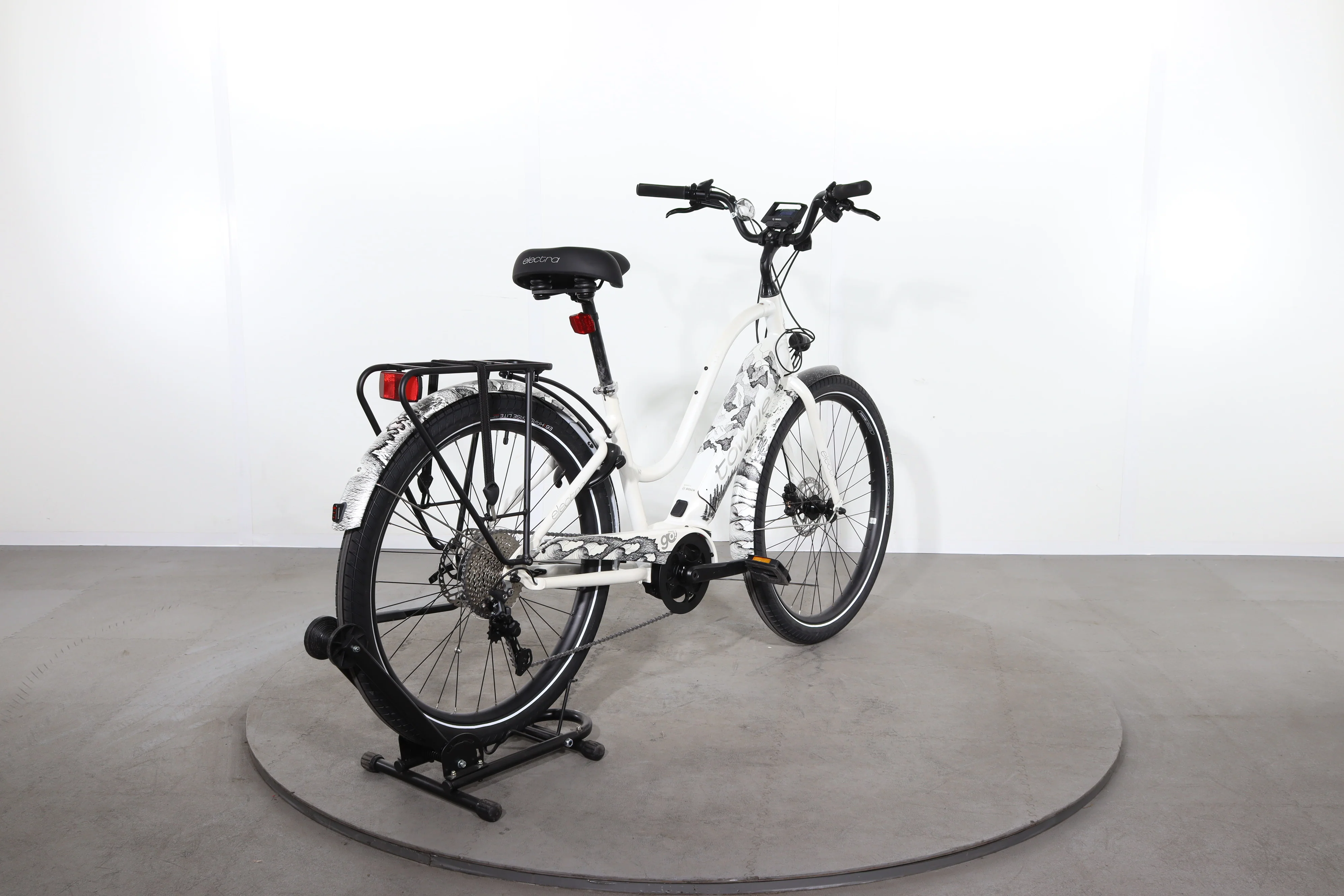 Electra Townie Path Go! 10D EQ - Image 6