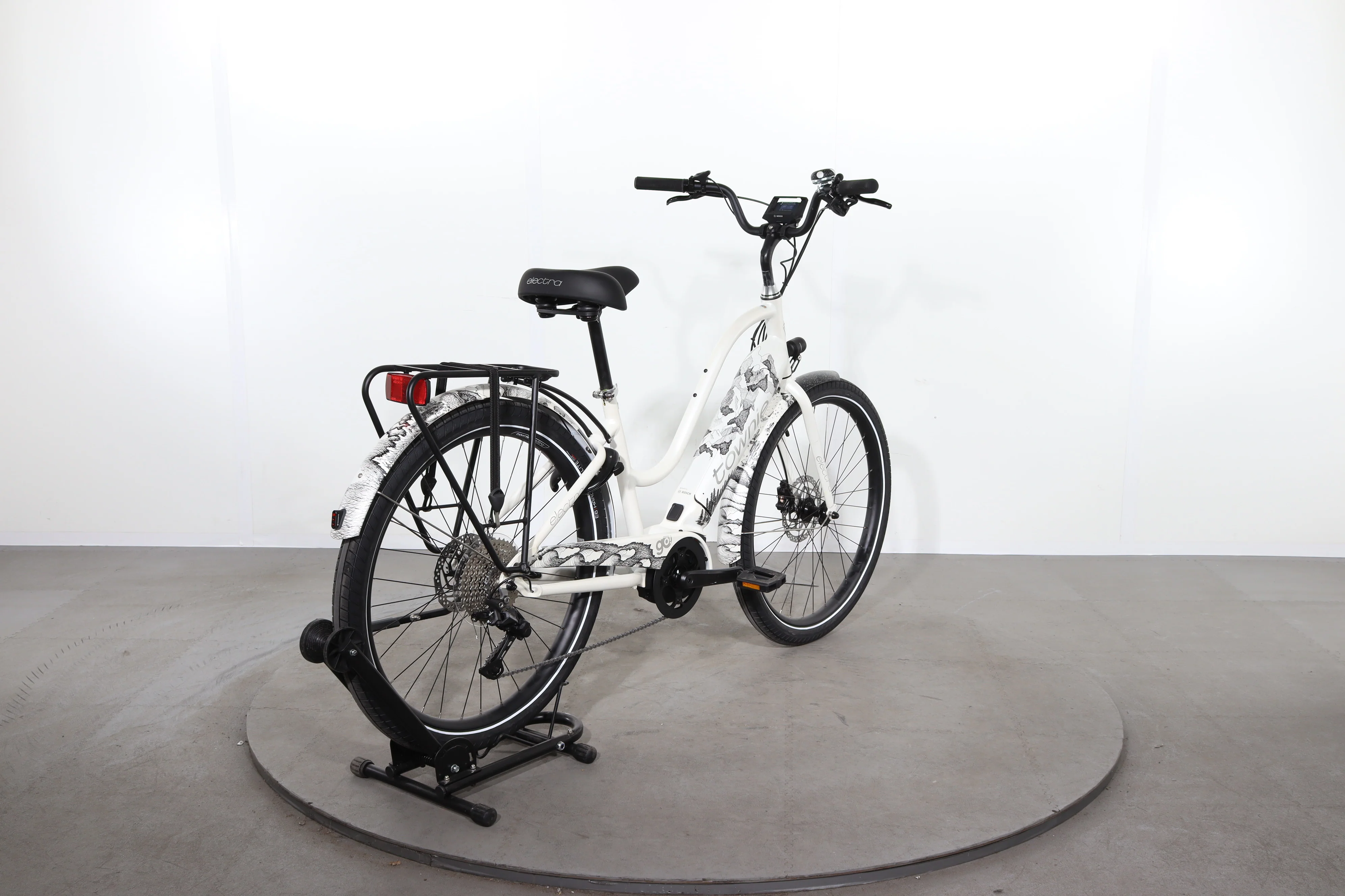 Electra Townie Path Go! Limited Edition - Image 6