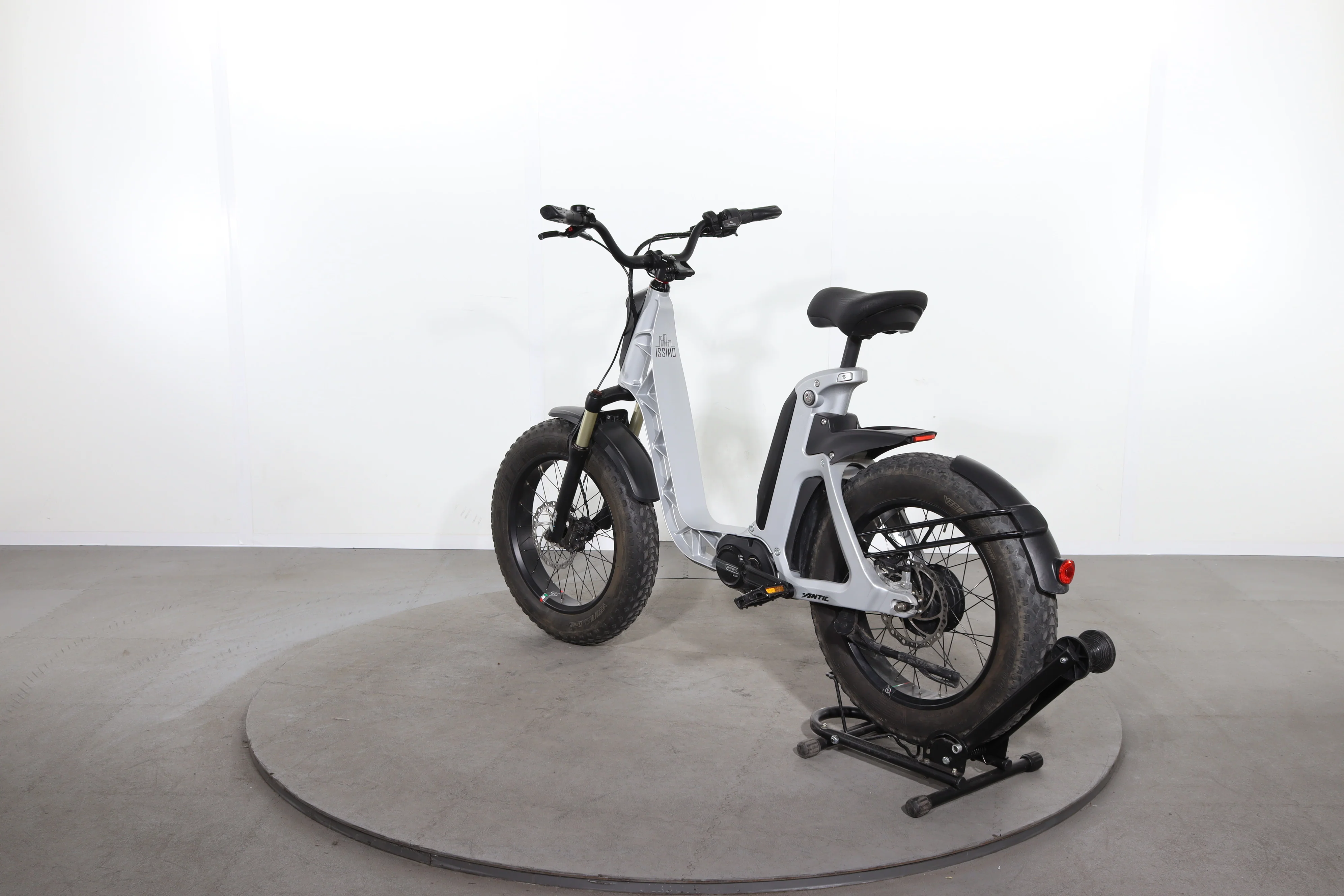 Fantic Issimo Fun - Image 5