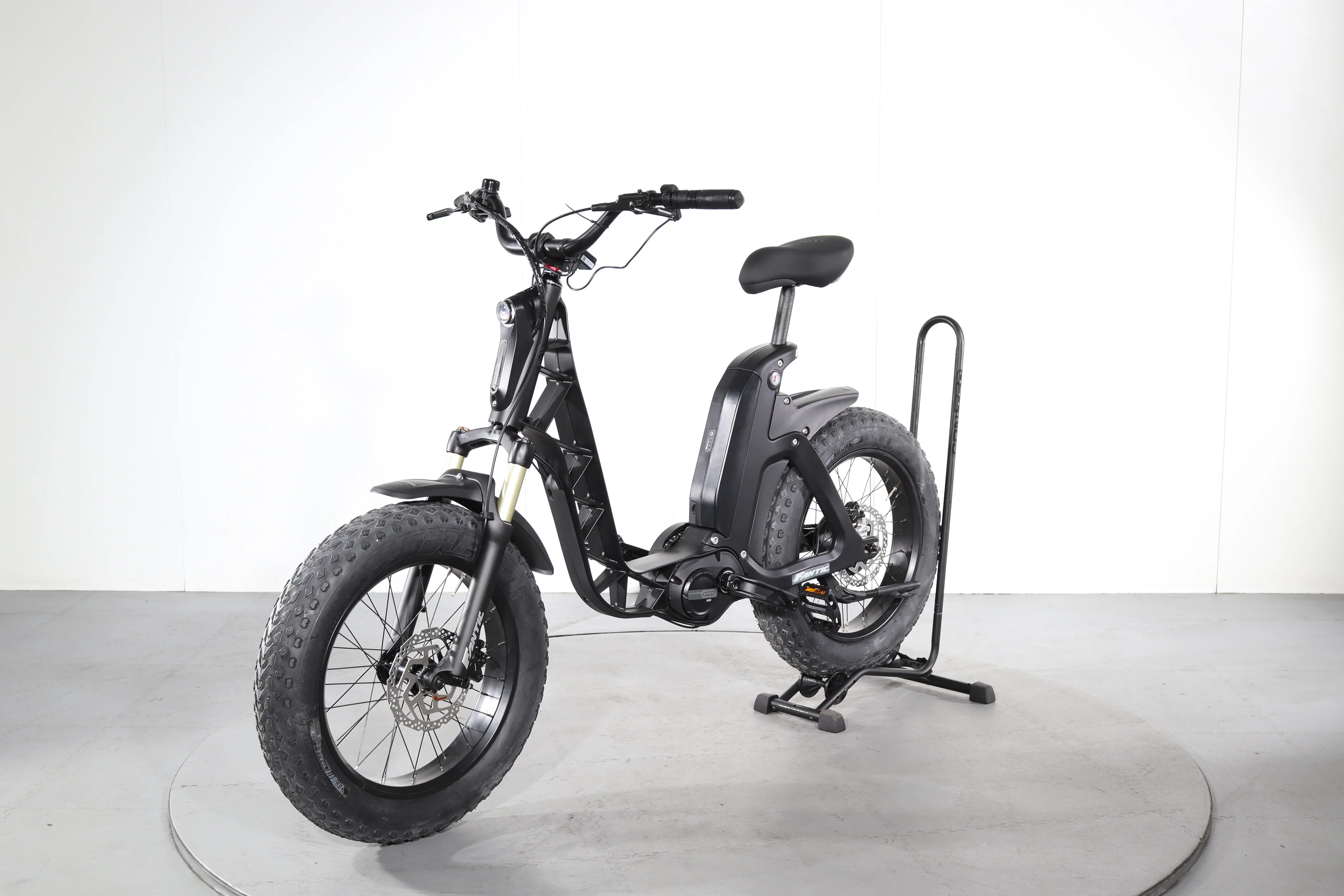 Fantic Issimo Fun - Image 3