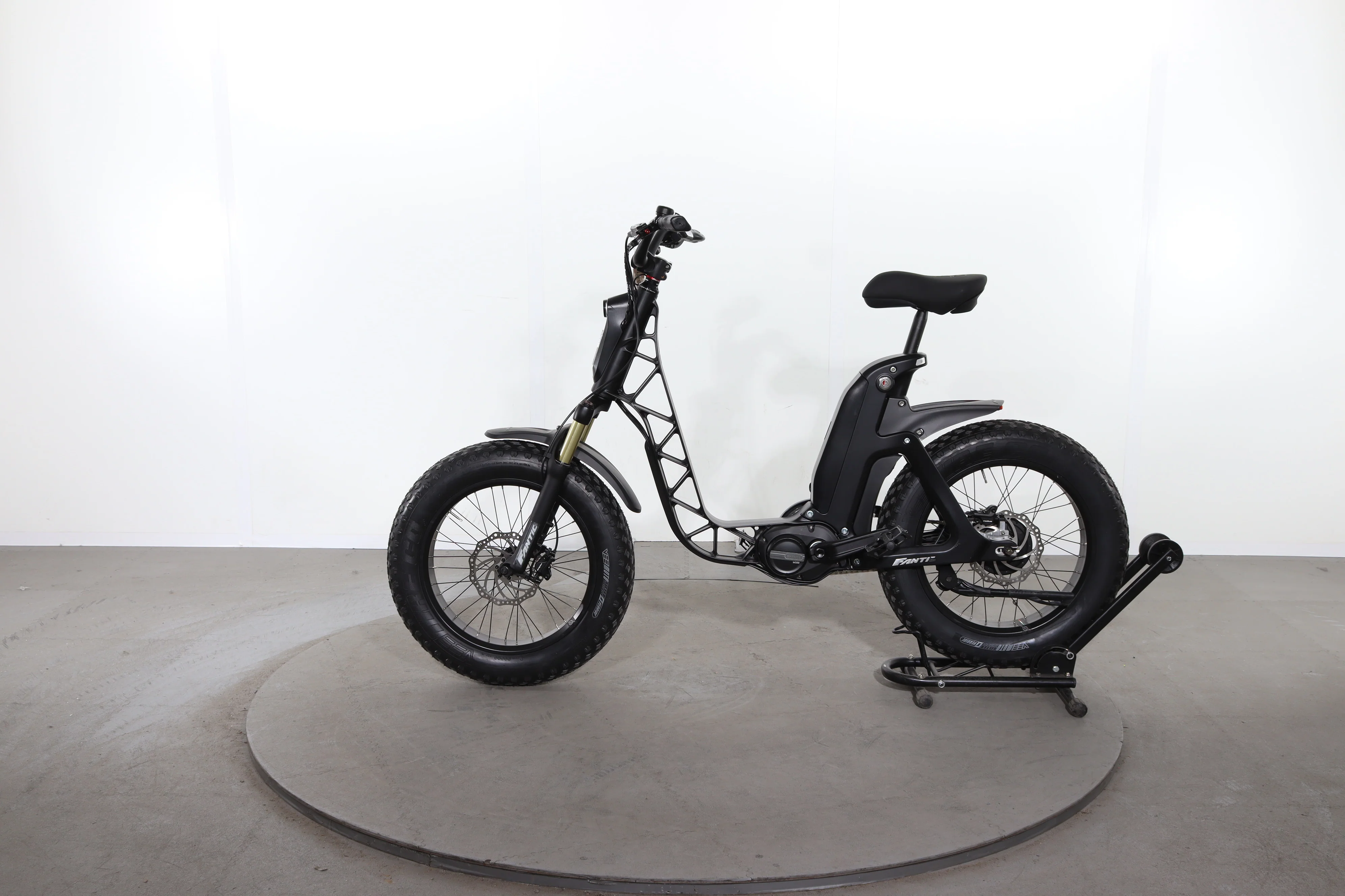 Fantic Issimo Fun - Image 4