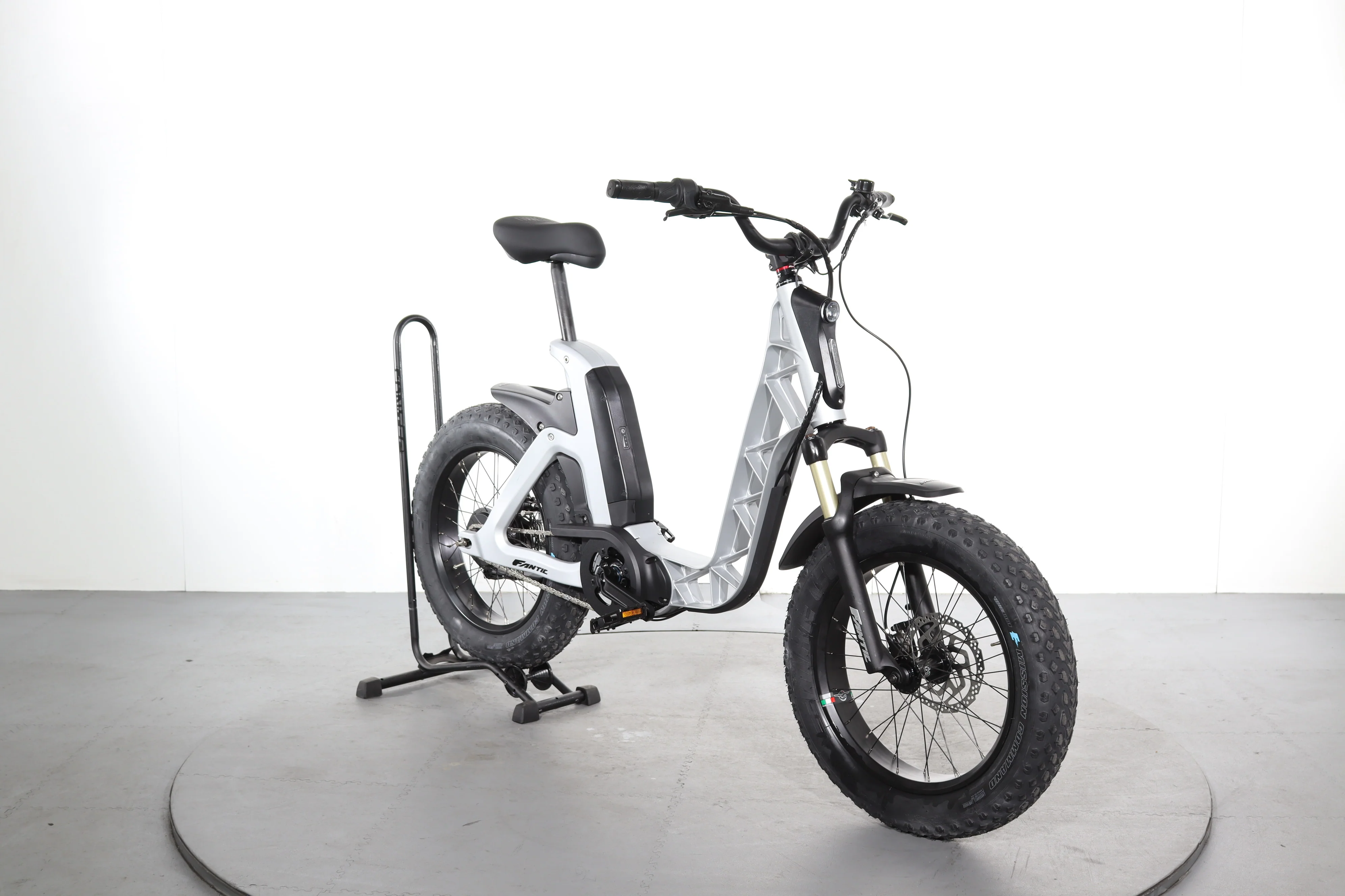 Fantic Issimo Fun - Image 2