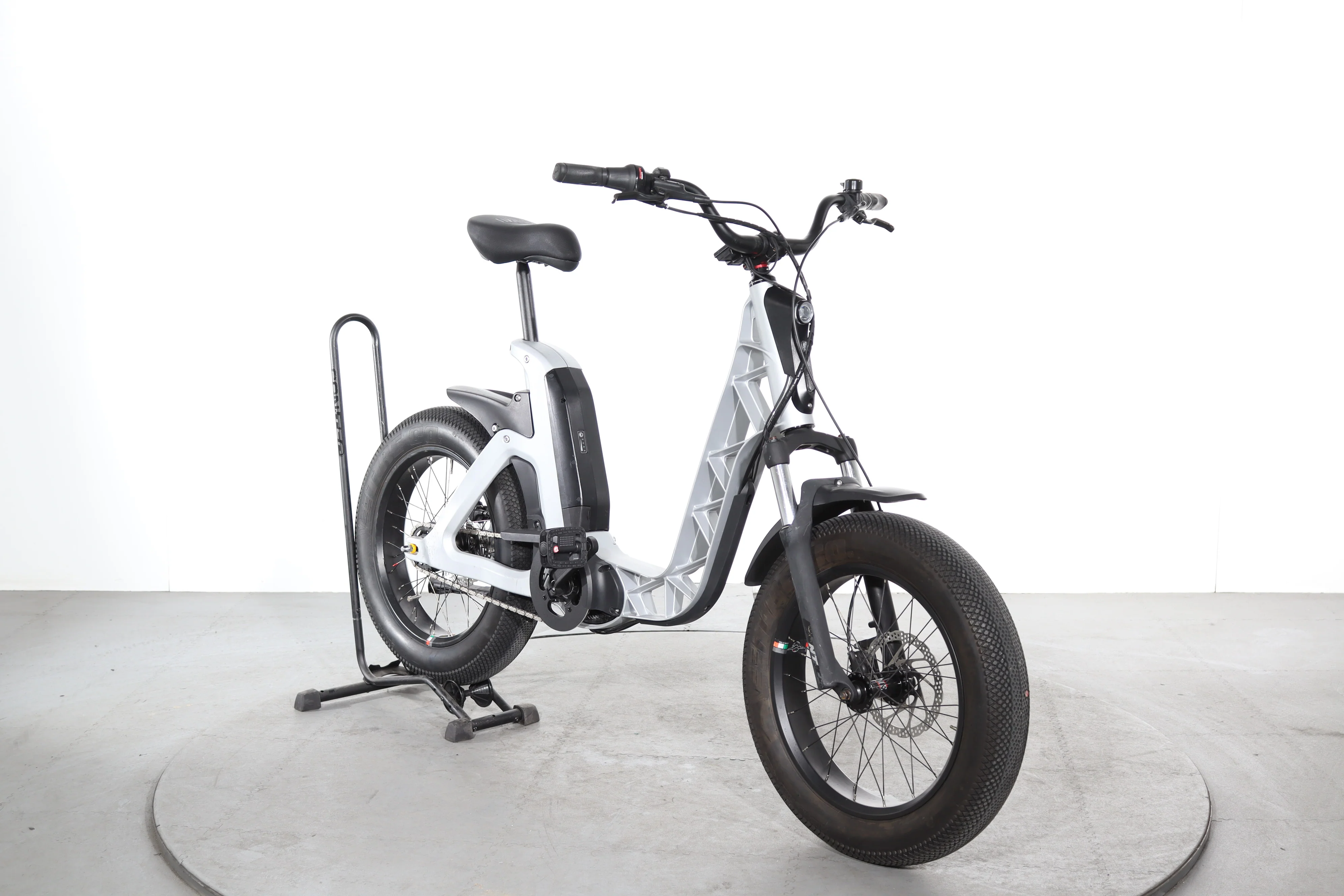 Fantic Issimo - Image 2