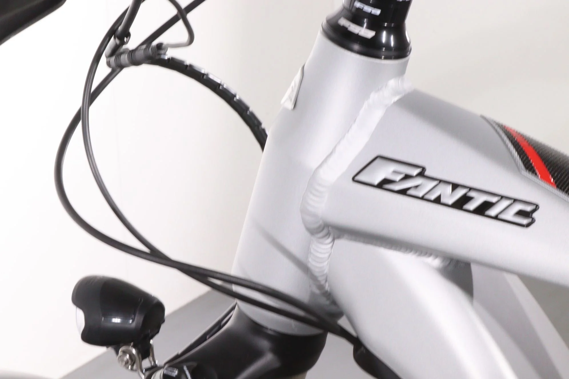 Fantic Seven Days Living Easy - Image 9