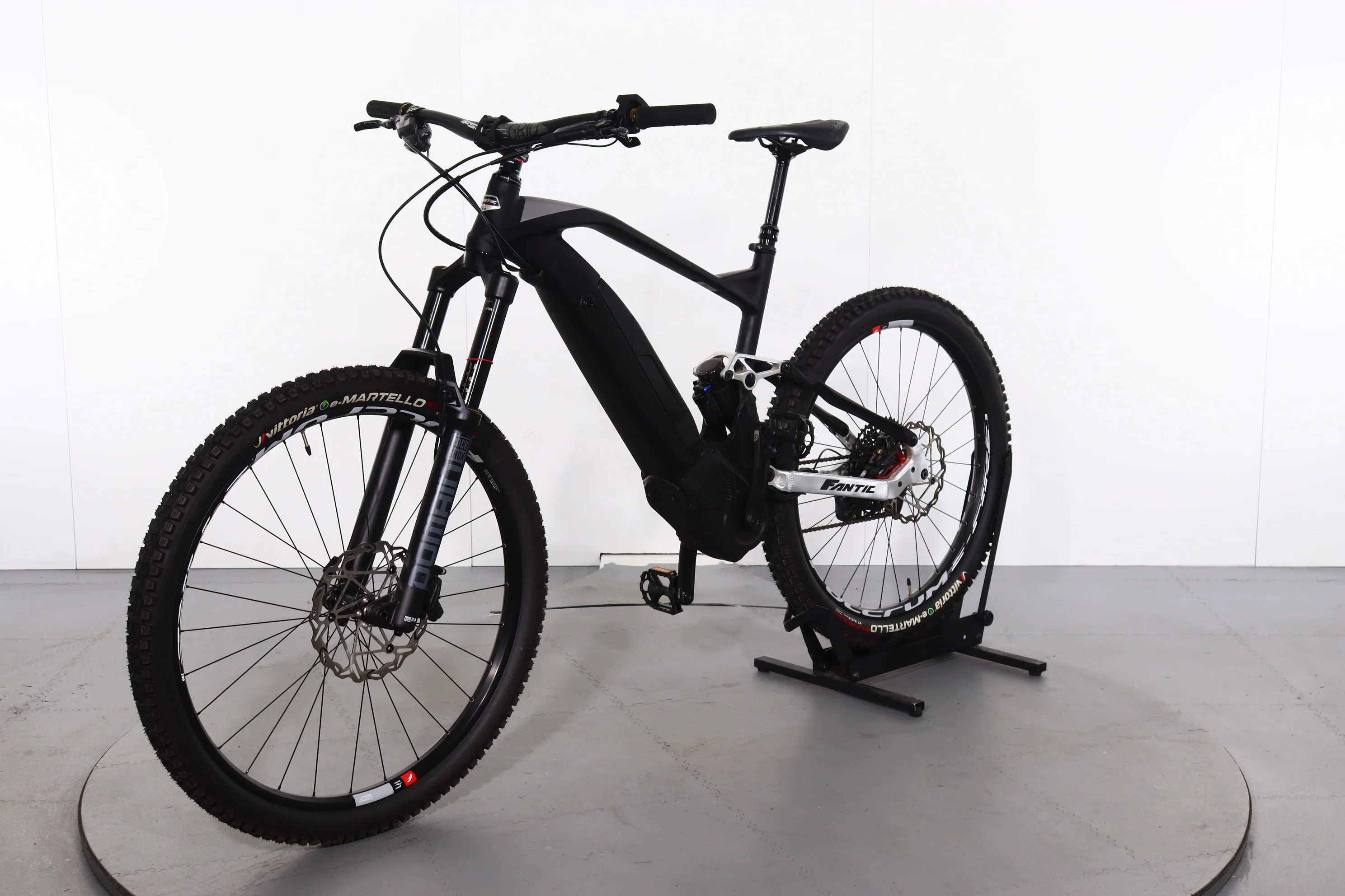 Fantic XMF 1.7 Carbon - Image 3