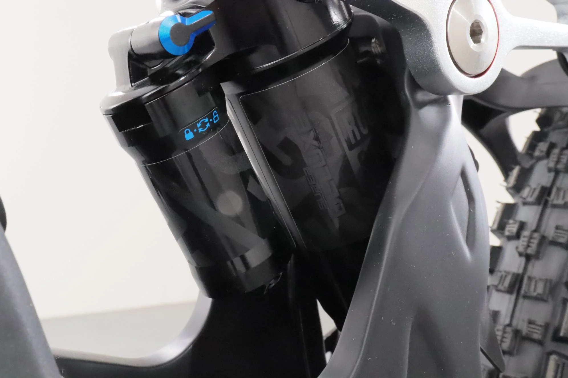 Fantic XMF 1.7 Carbon Sport - Image 11
