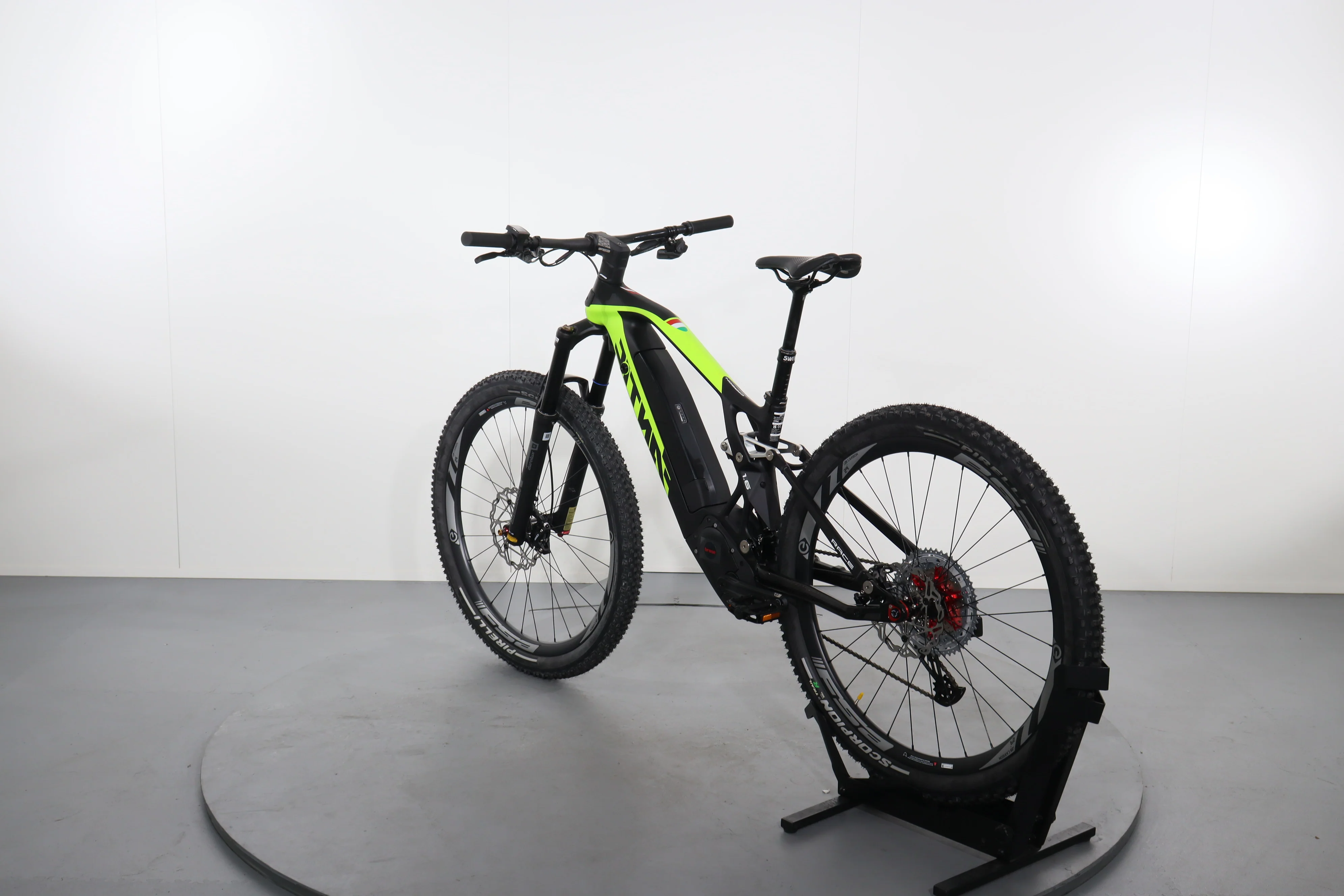 Fantic XTF 1.6 Carbon Race - Image 5