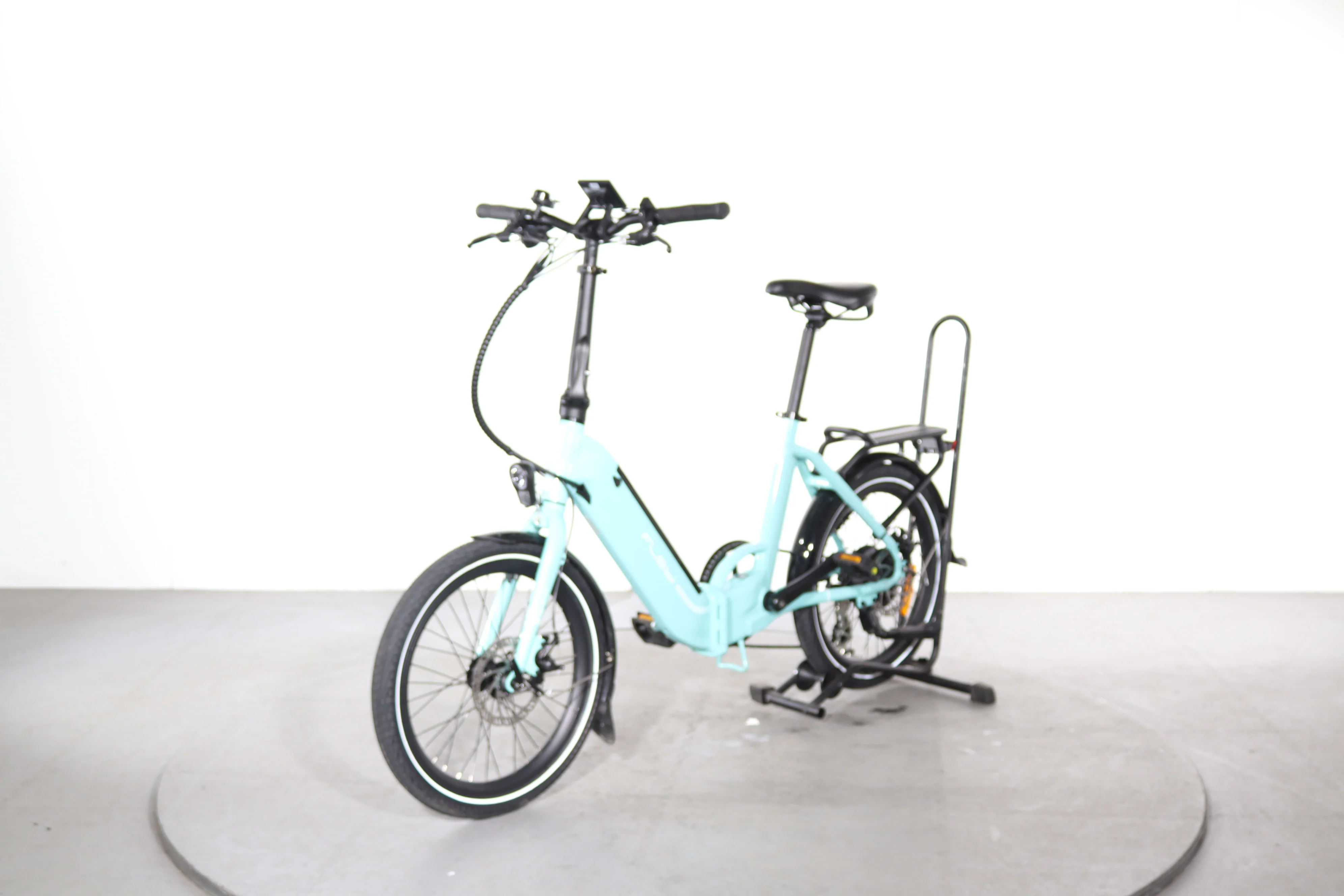 Flebi Swann - Image 3