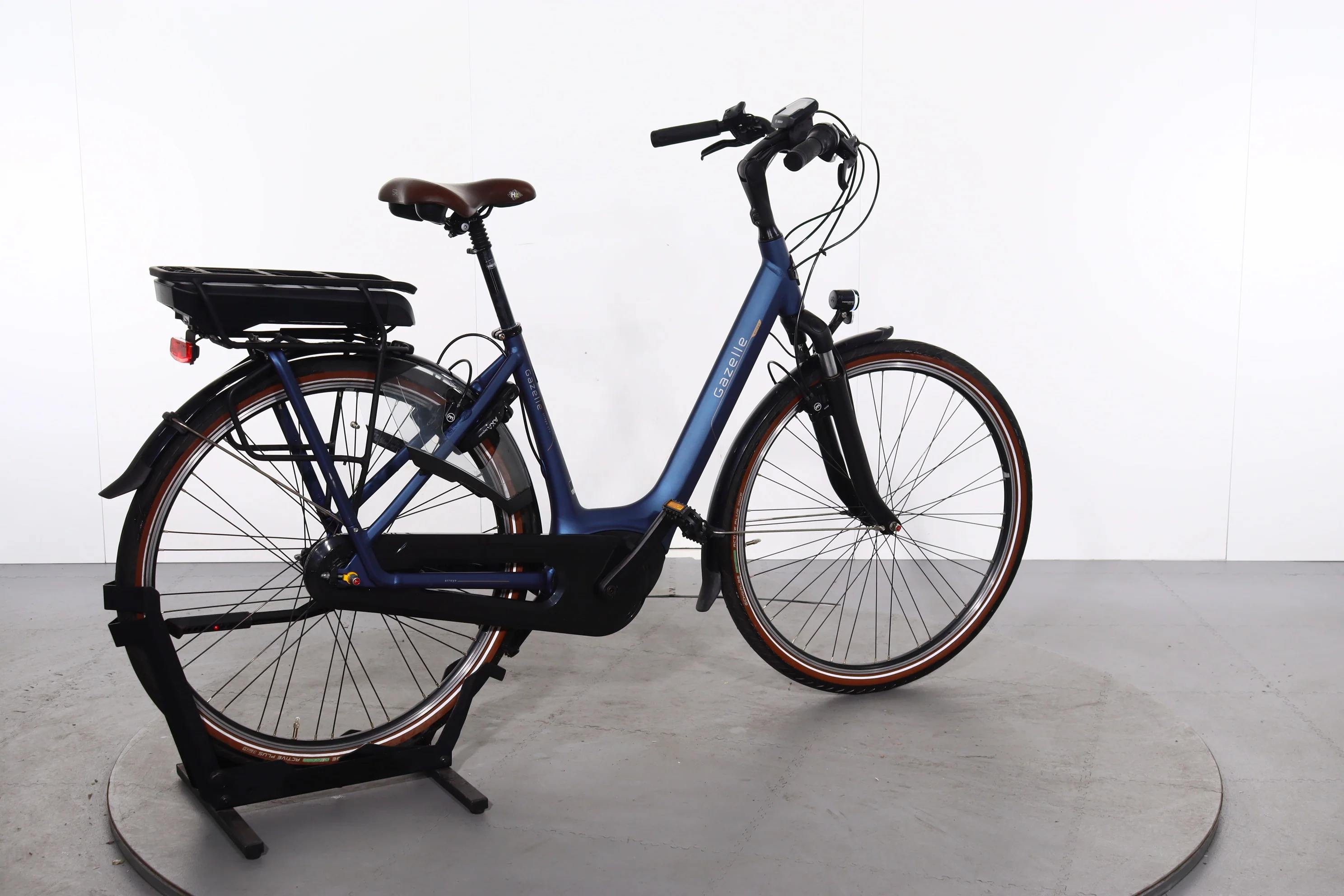 Gazelle Arroyo C7+ HMB - Image 2