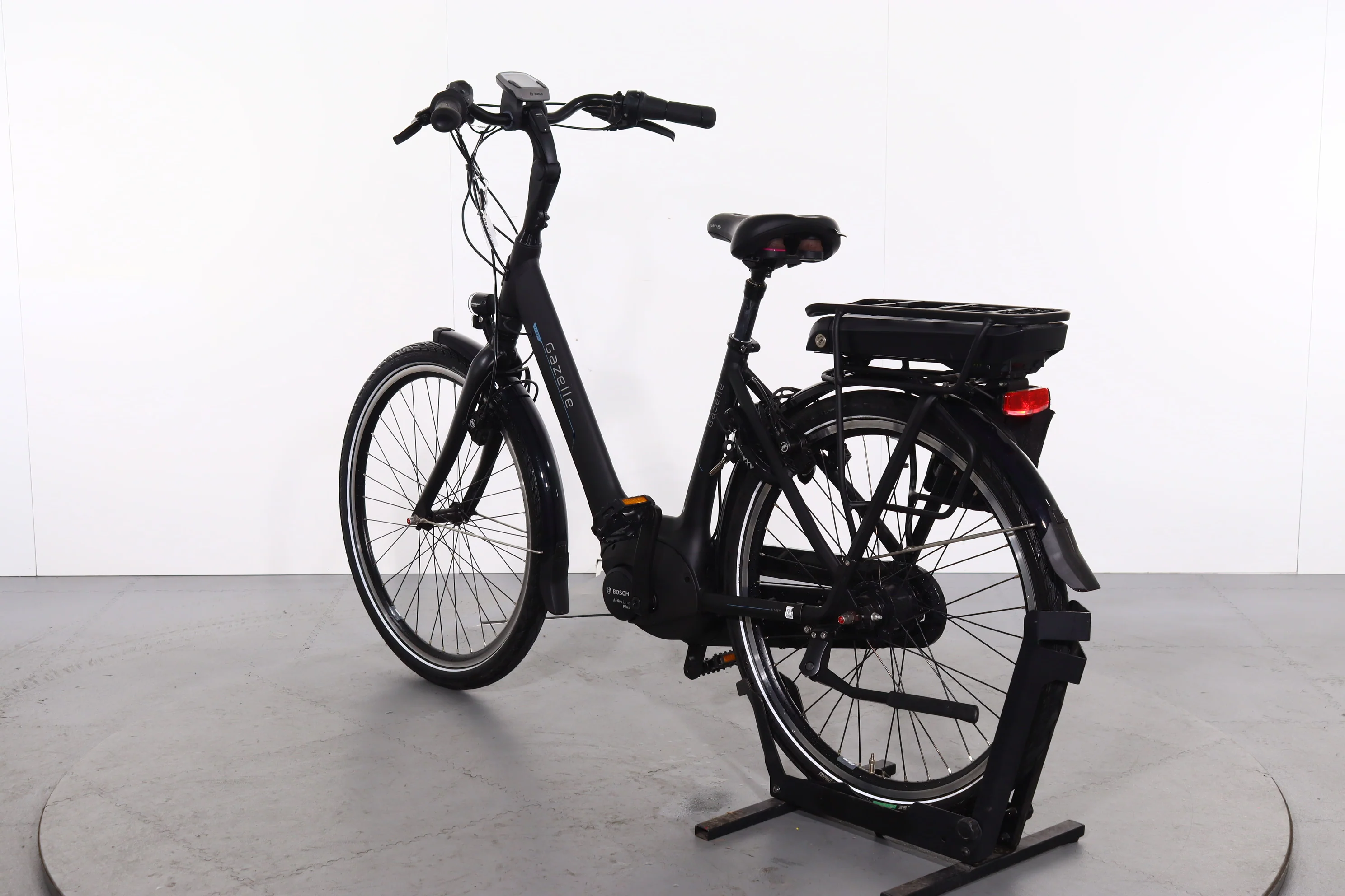 Gazelle Arroyo C7+ HMB - Image 6