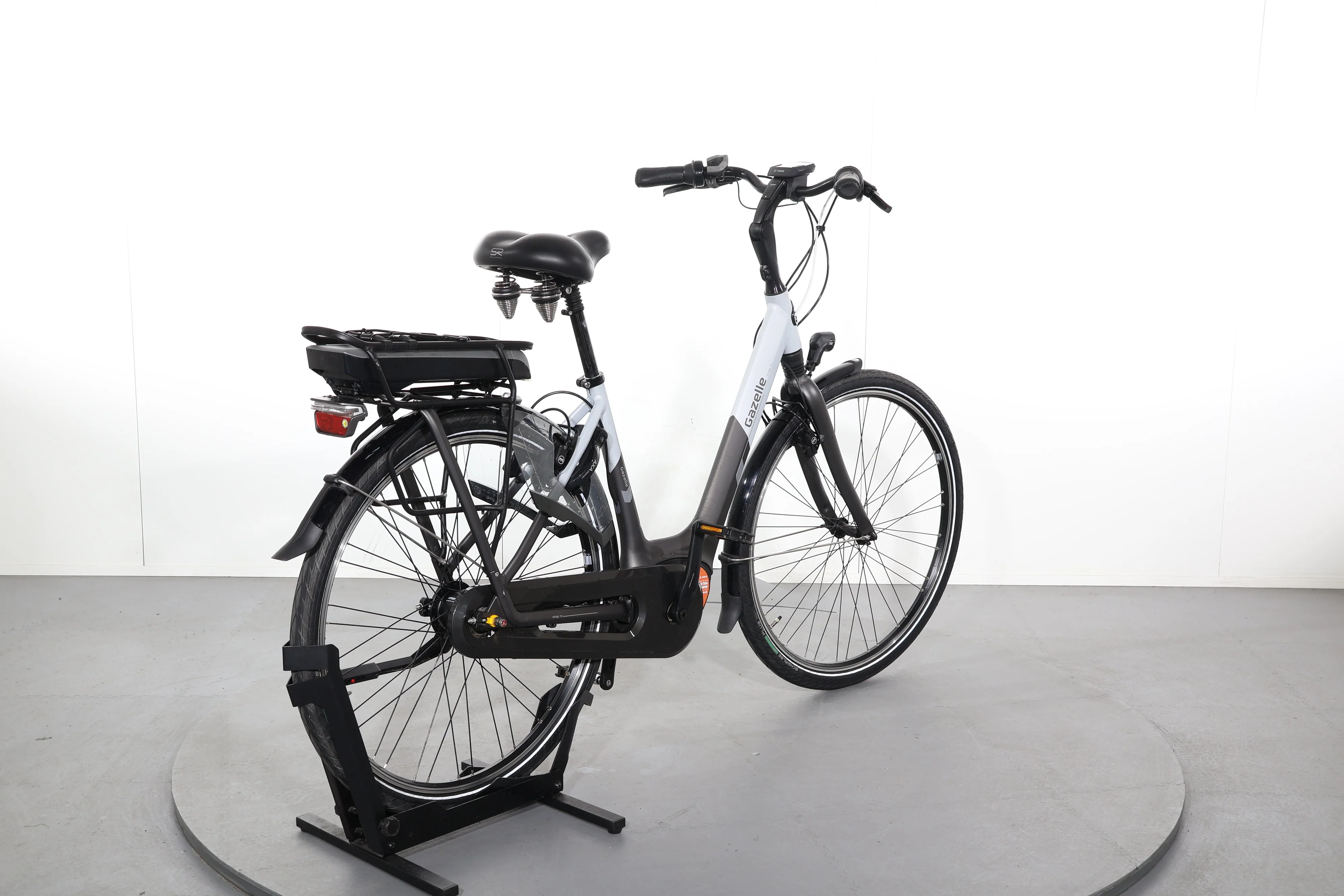 Gazelle ARROYO C8 - Image 6