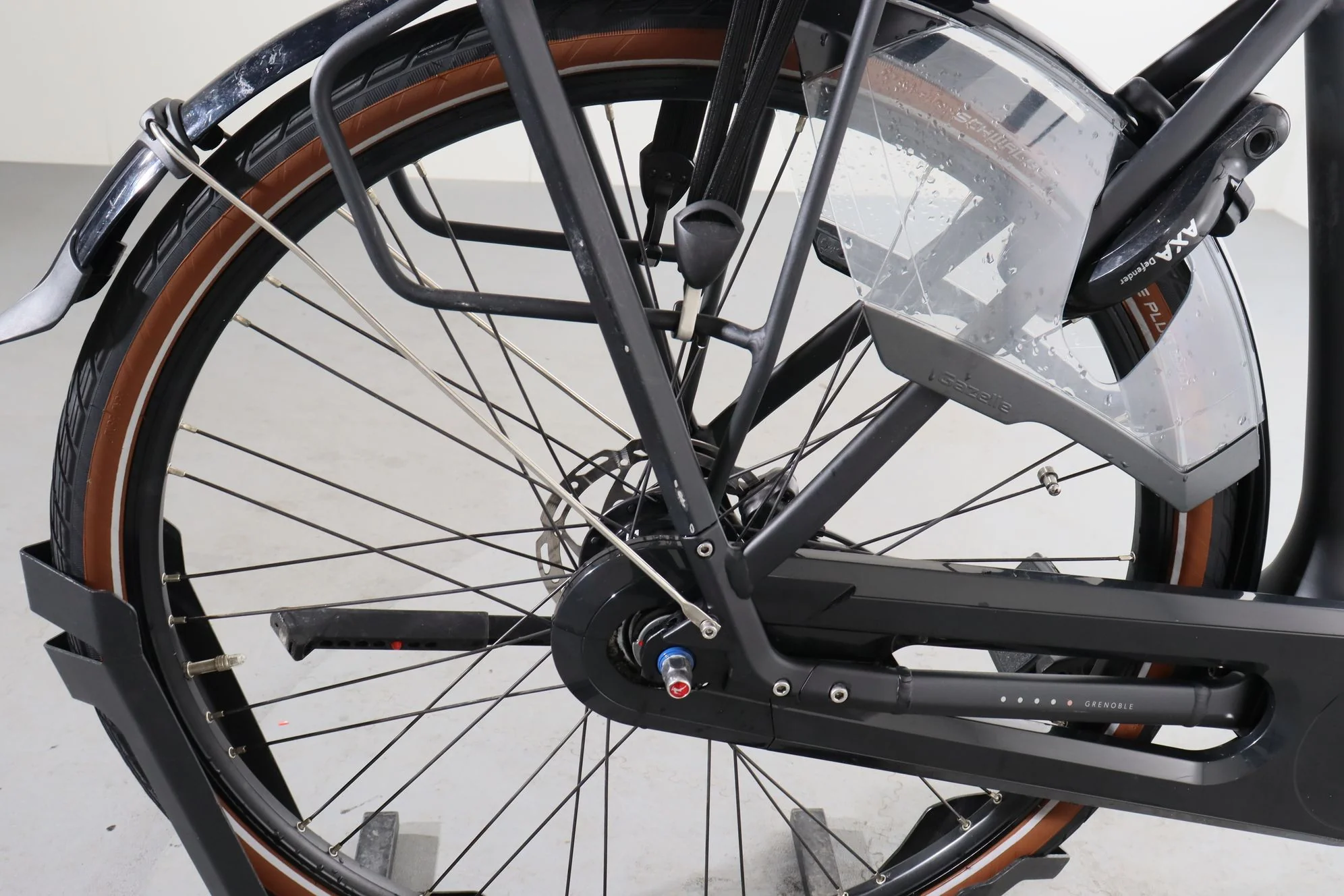 Gazelle Grenoble C8 - Image 9