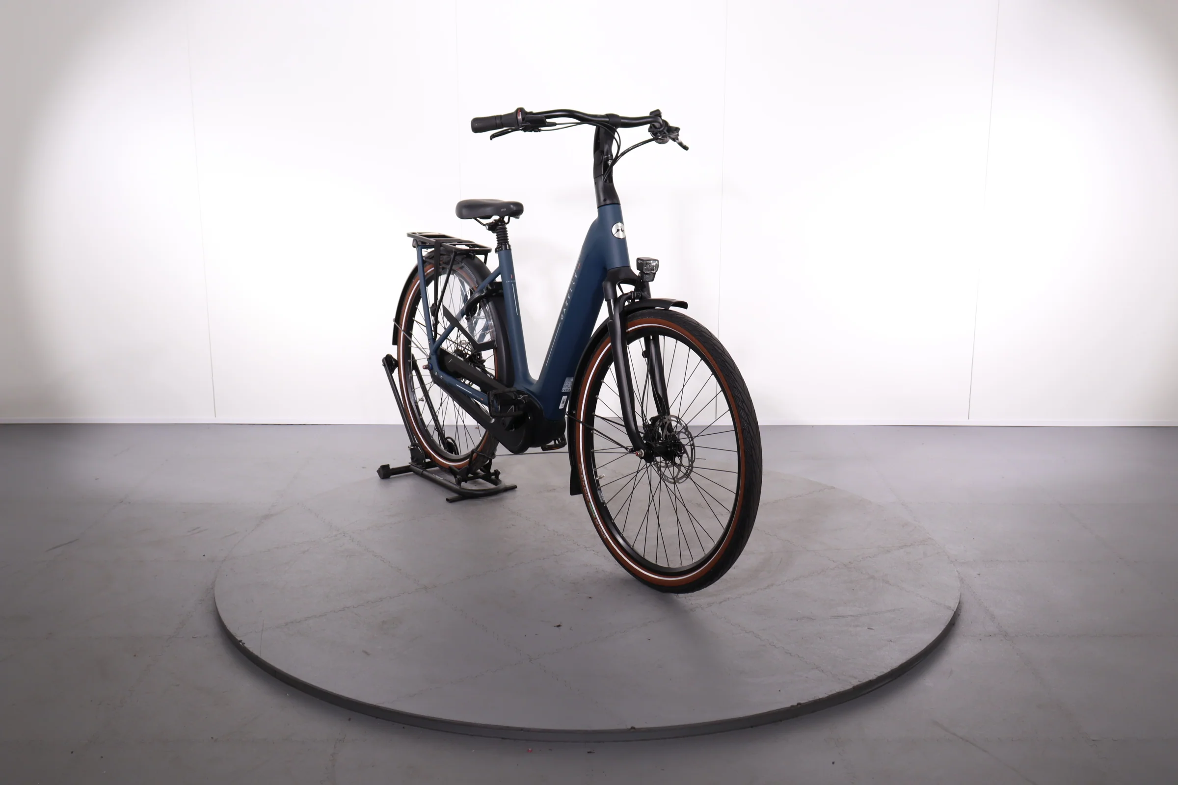 Gazelle Grenoble C8 - Image 2