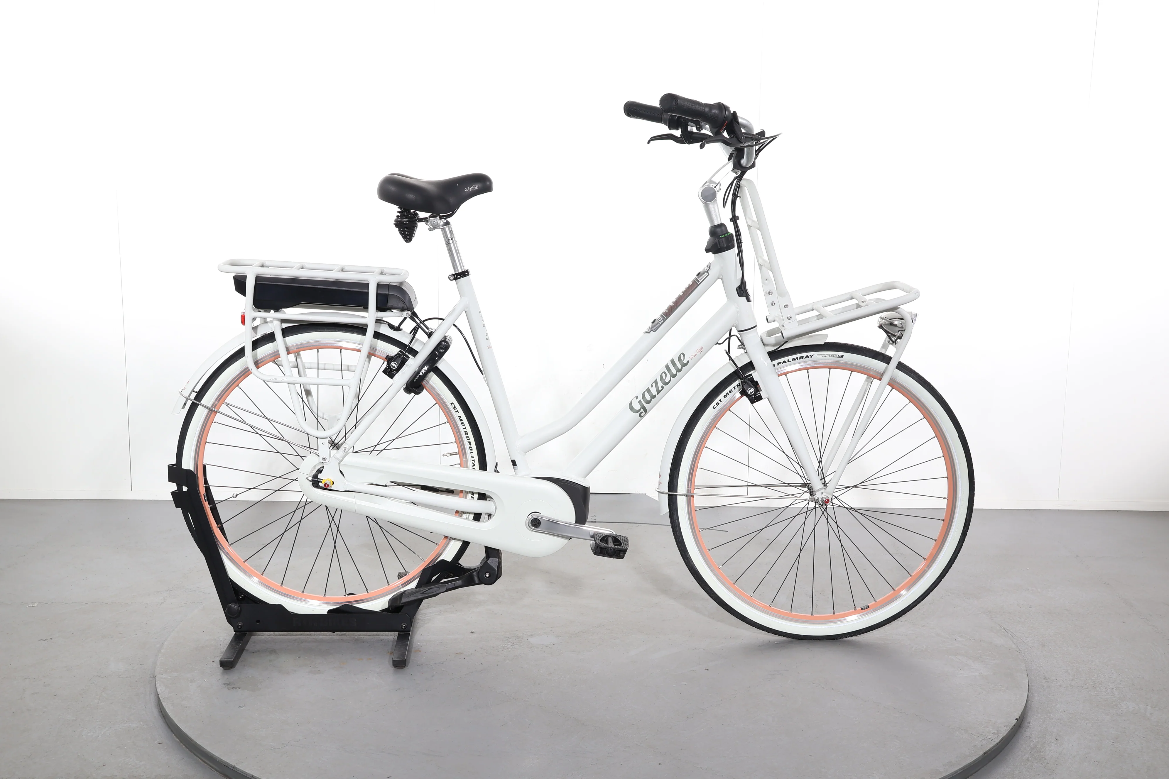 Gazelle MISS GRACE C7+ HMB
