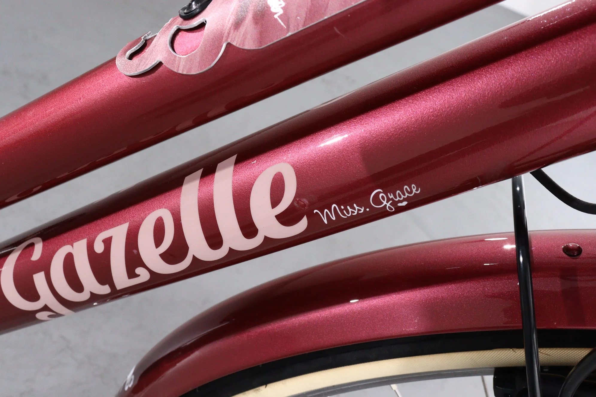 Gazelle Miss Grace C7+ HMB - Image 11