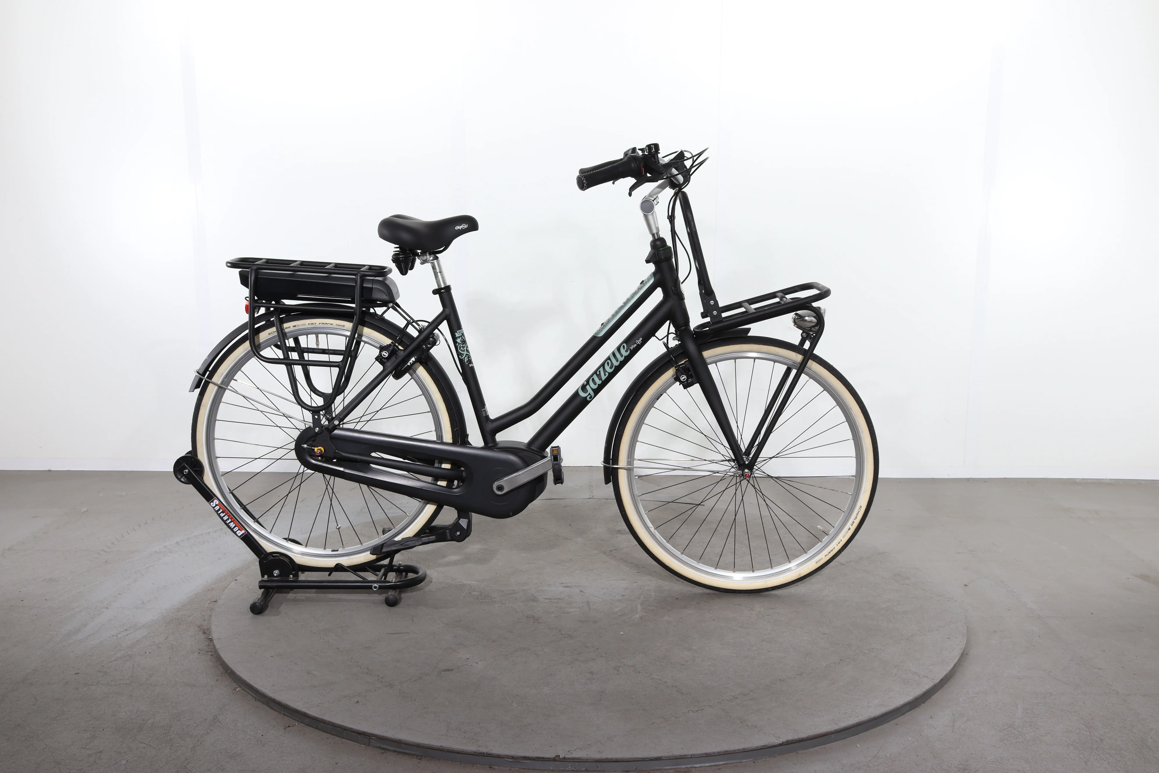 Gazelle MISS GRACE C7+ HMB