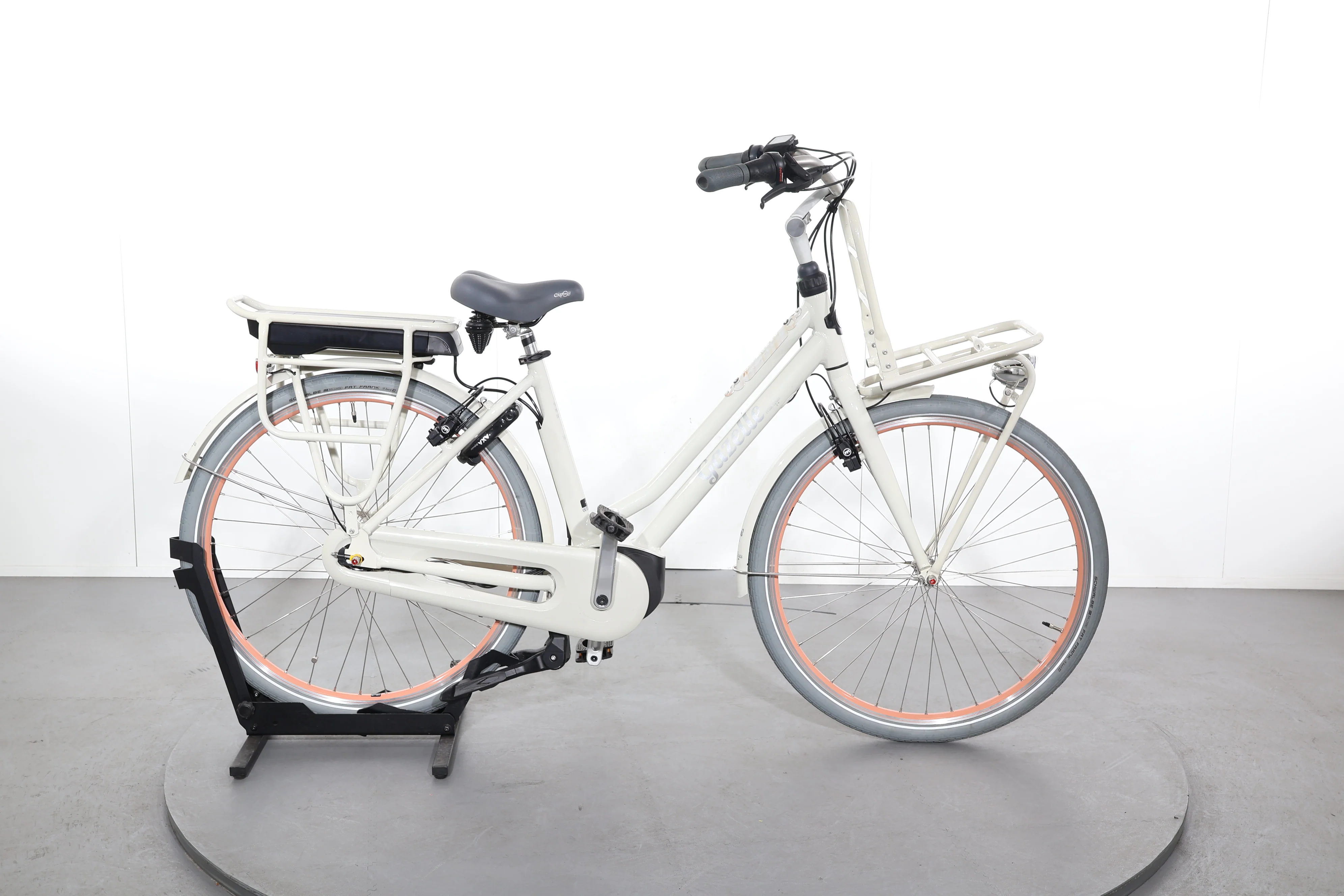 Gazelle MISS GRACE C7